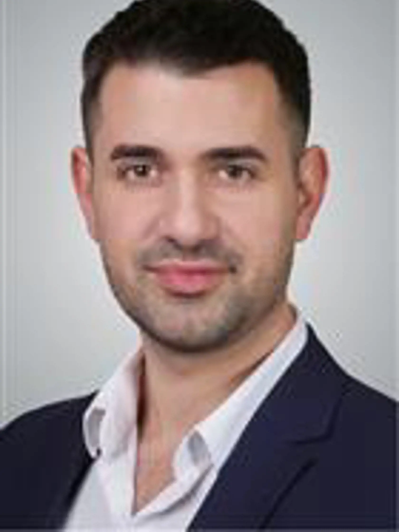 Erik Ňarjaš, Slivník.
