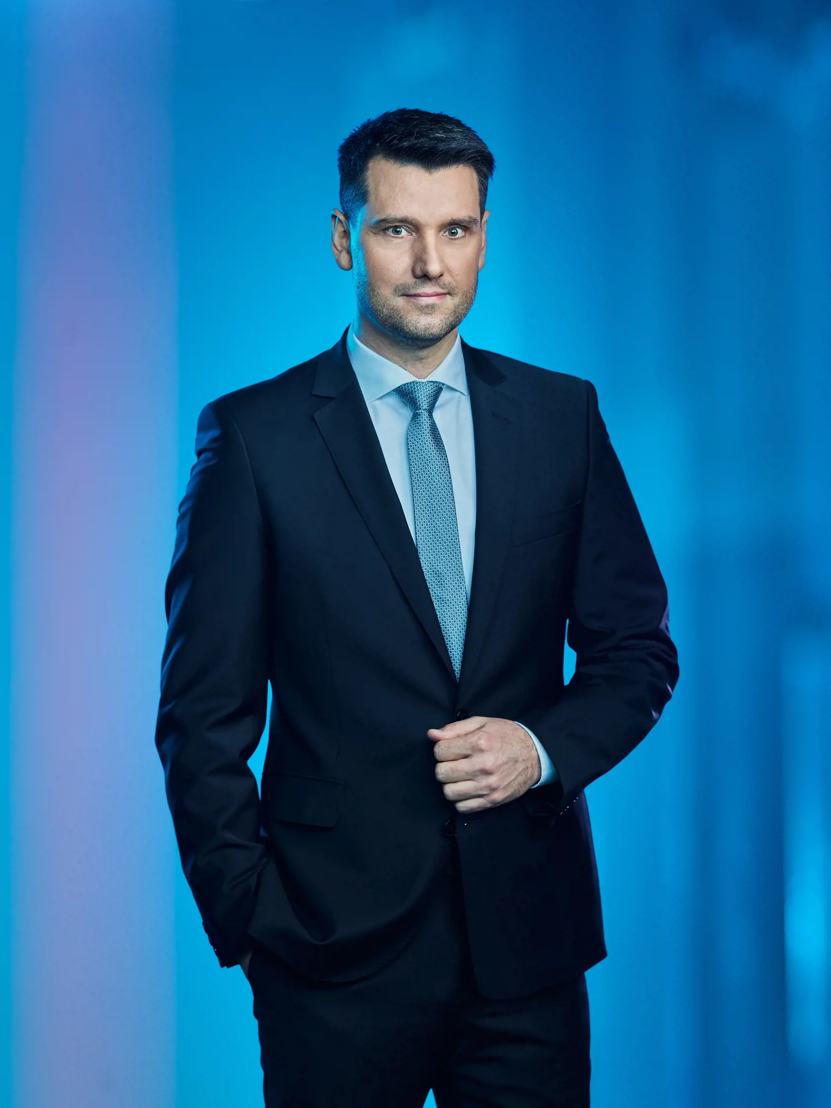 Marek Gudiak, moderátor O 5 minút 12. 