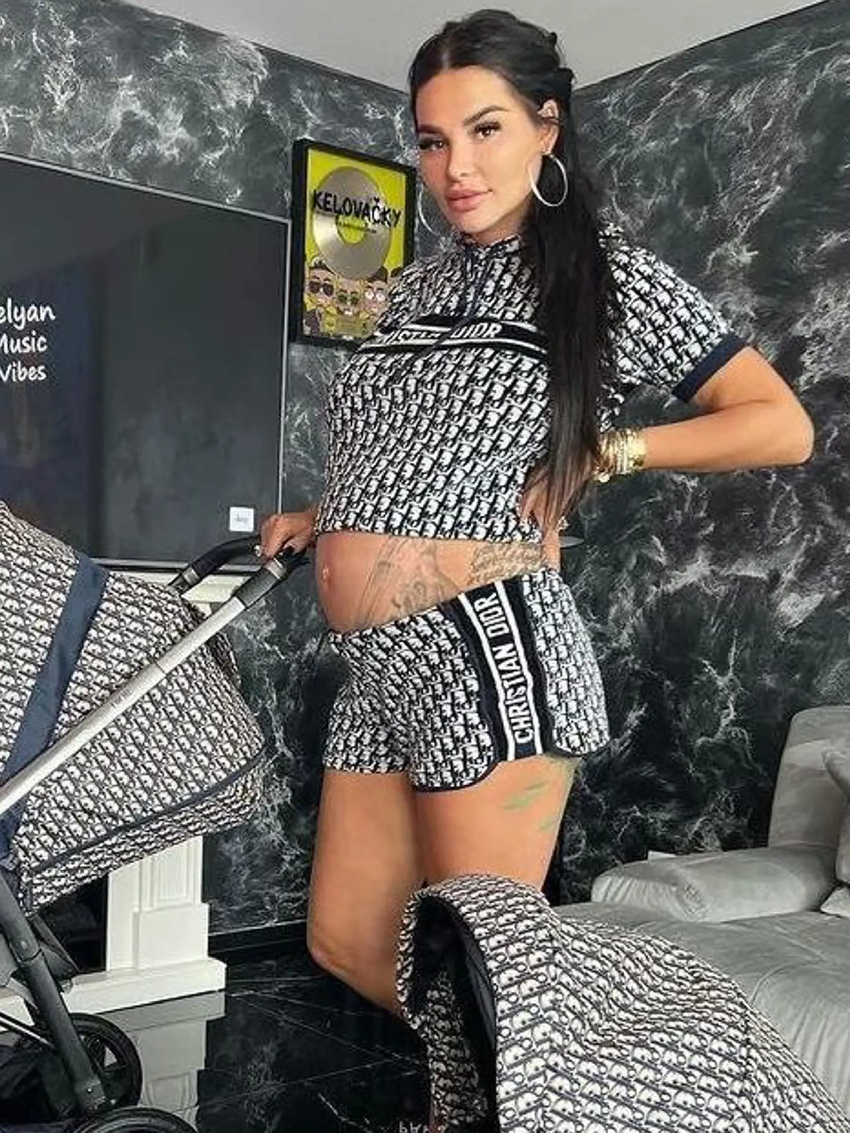 Luxusný Dior kočík si Plačková kúpila nedávno. Najnovšie si kúpila ďalší kočík a plánuje ešte ďalšie dva.