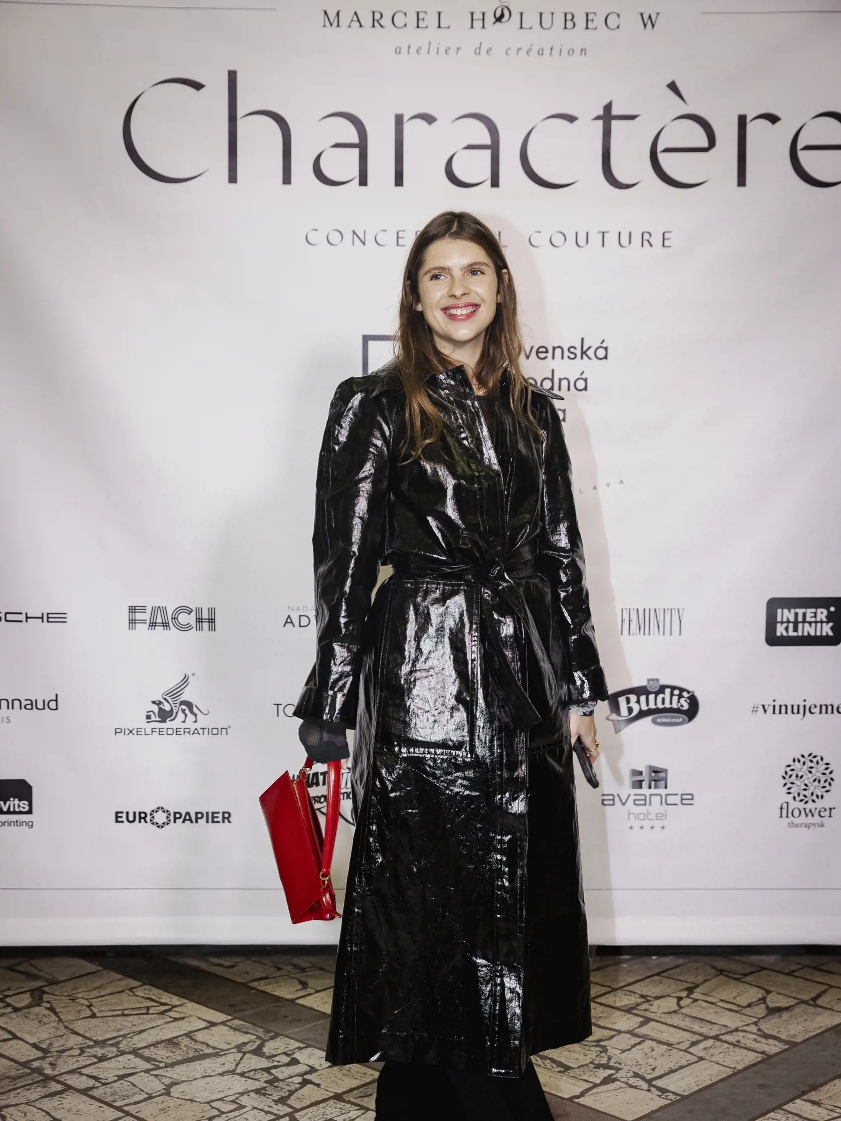 Na snímke Ema Müllerová počas módnej prehliadky Marcela Holubca W s názvom MHW Charactere 2022.