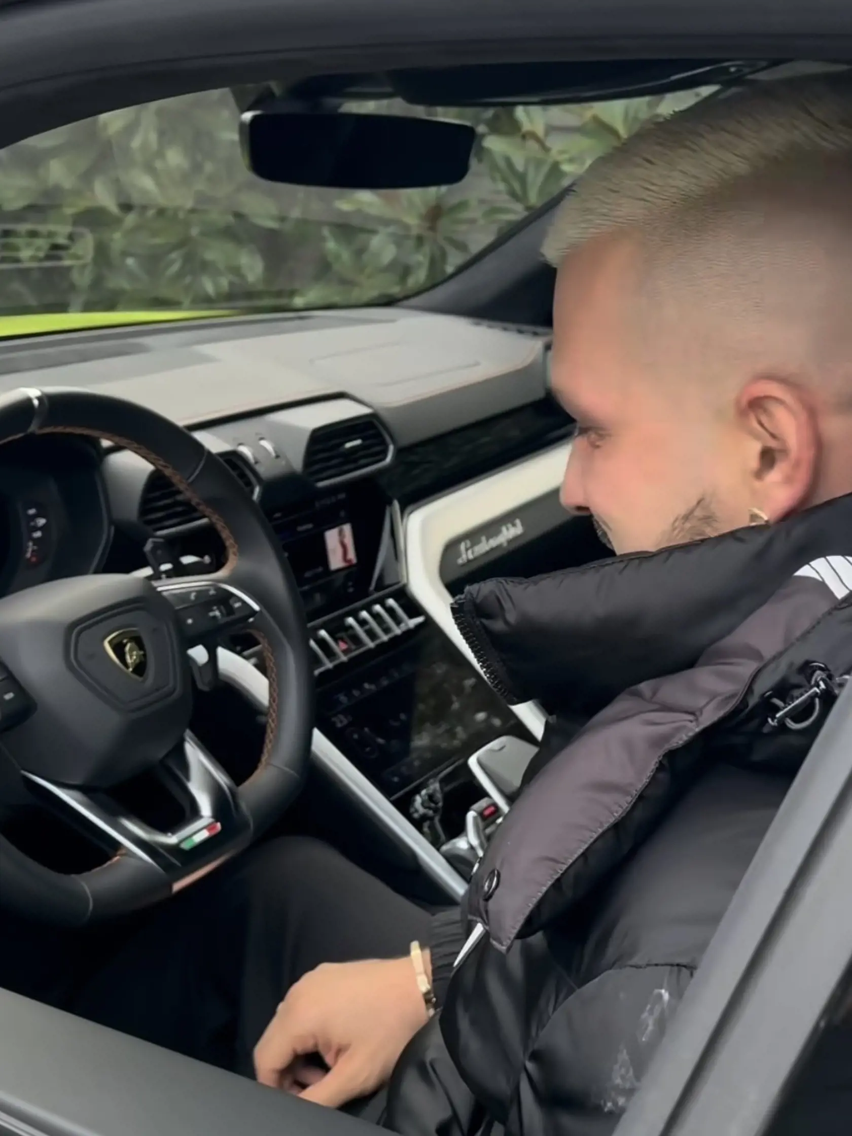 Plačková zaobstarala manželovi Lamborghini.