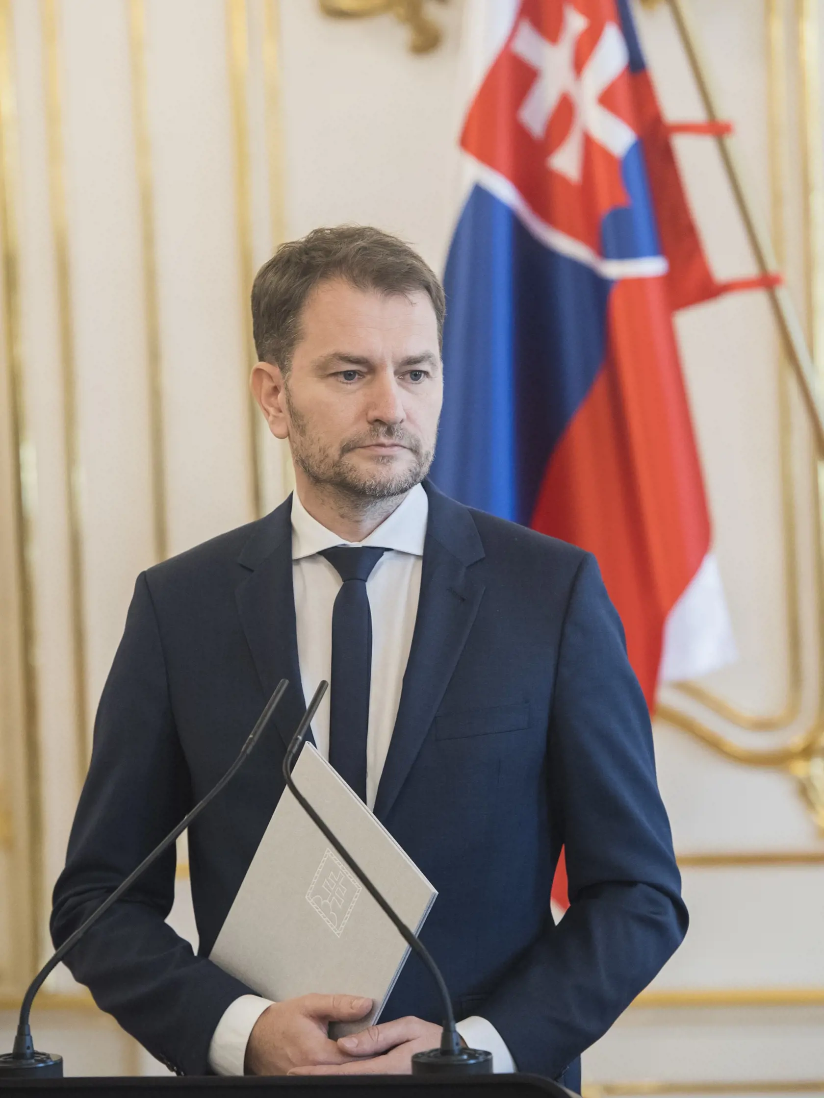 Stretnutie medicínskych odborníkov, kvôli šíreniu koronavírusu počas nadchádzajúcich Veľkonočných sviatkov avizuje, že Vláda SR prijme opatrenia, ktoré zamedzia voľnému pohybu osôb.