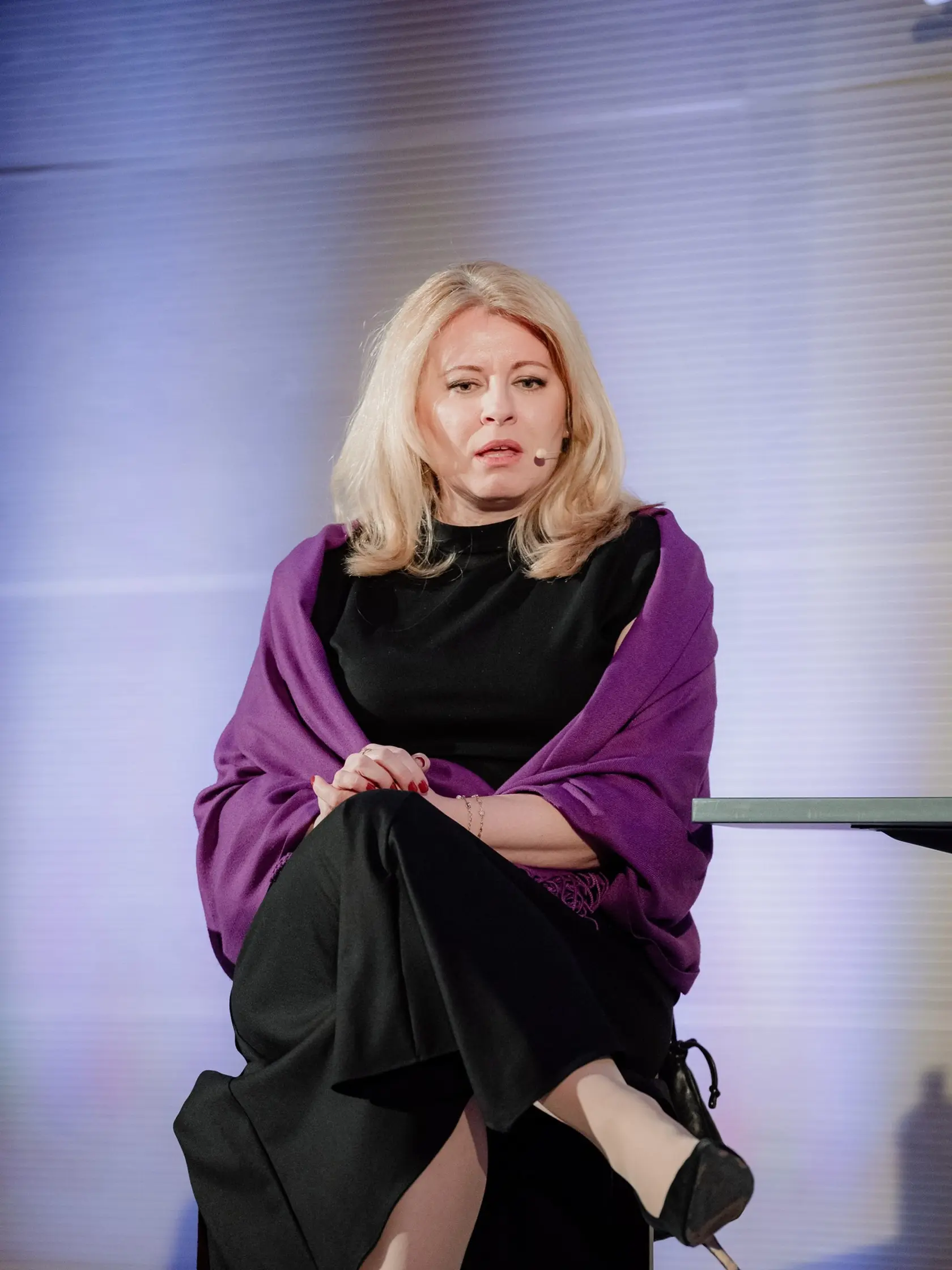 Tentokrát si to Zuzana Čaputová namierila na Univerzitu sv. Cyrila a Metoda v Trnave, kde sa spolu s Magdou Vášáryovou zúčastnila diskusie na tému "Ženy patria do politiky". Diskusiu zorganizovala Študentská rada UCM, moderoval ju politológ Jozef Lenč.