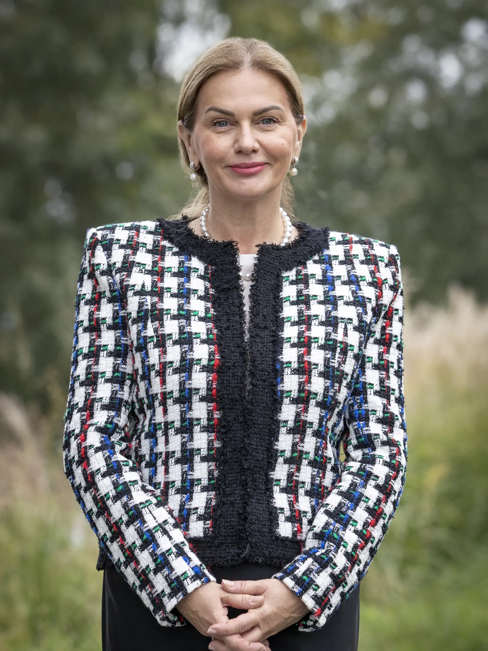 Monika Beňová, slovenská sociálnodemokratická politička, poslankyňa Európskeho parlamentu za stranu SMER – sociálna demokracia.