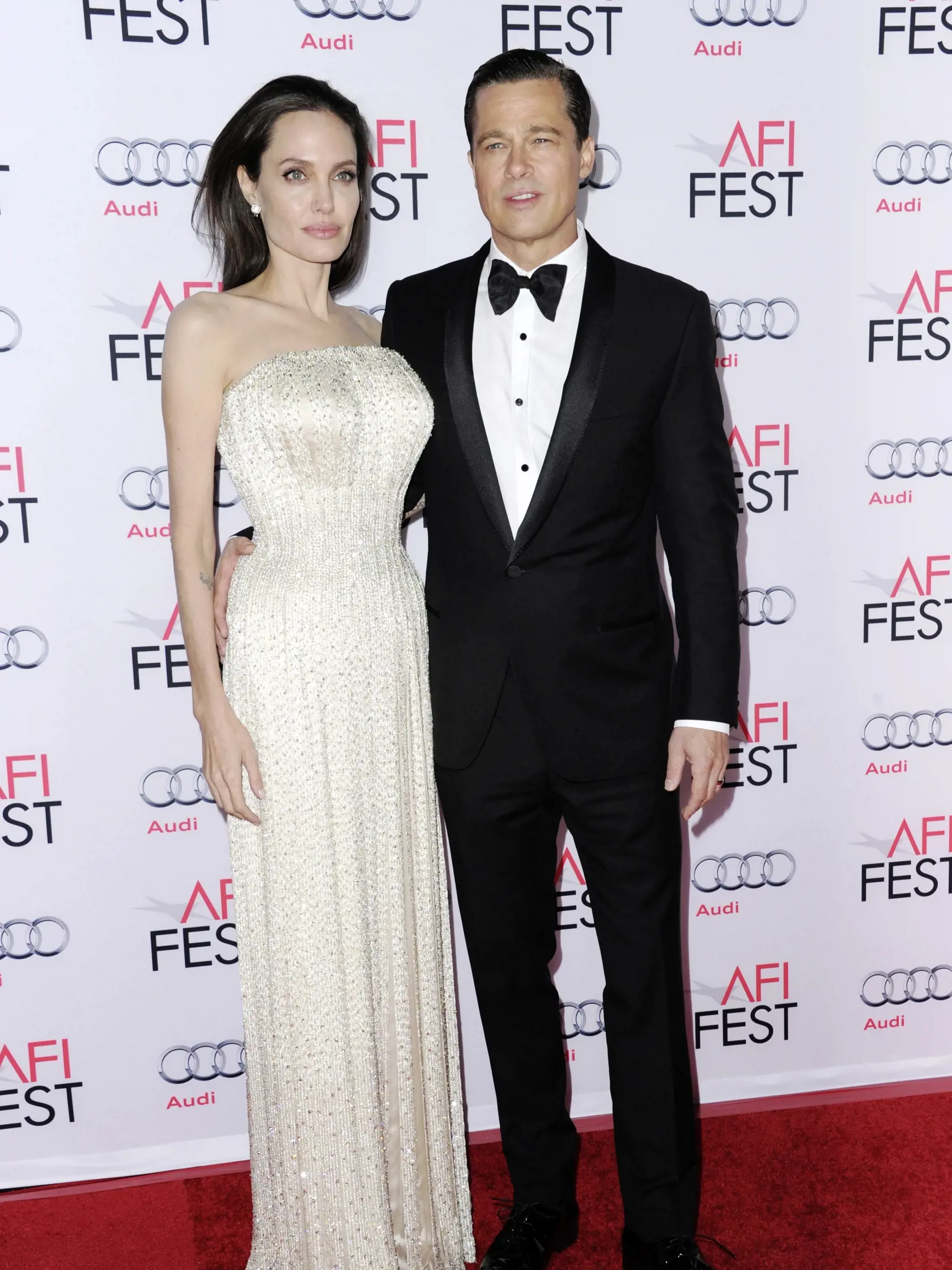 Angelia Jolie a Brad Pitt.