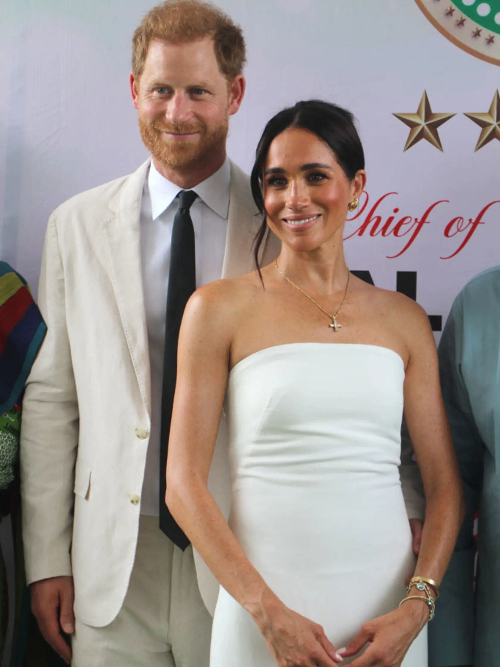 Princ Harry a Meghan Markle navštívili Nigériu v rámci osláv výročia Invictus Games. Foto z druhého dňa návštevy.