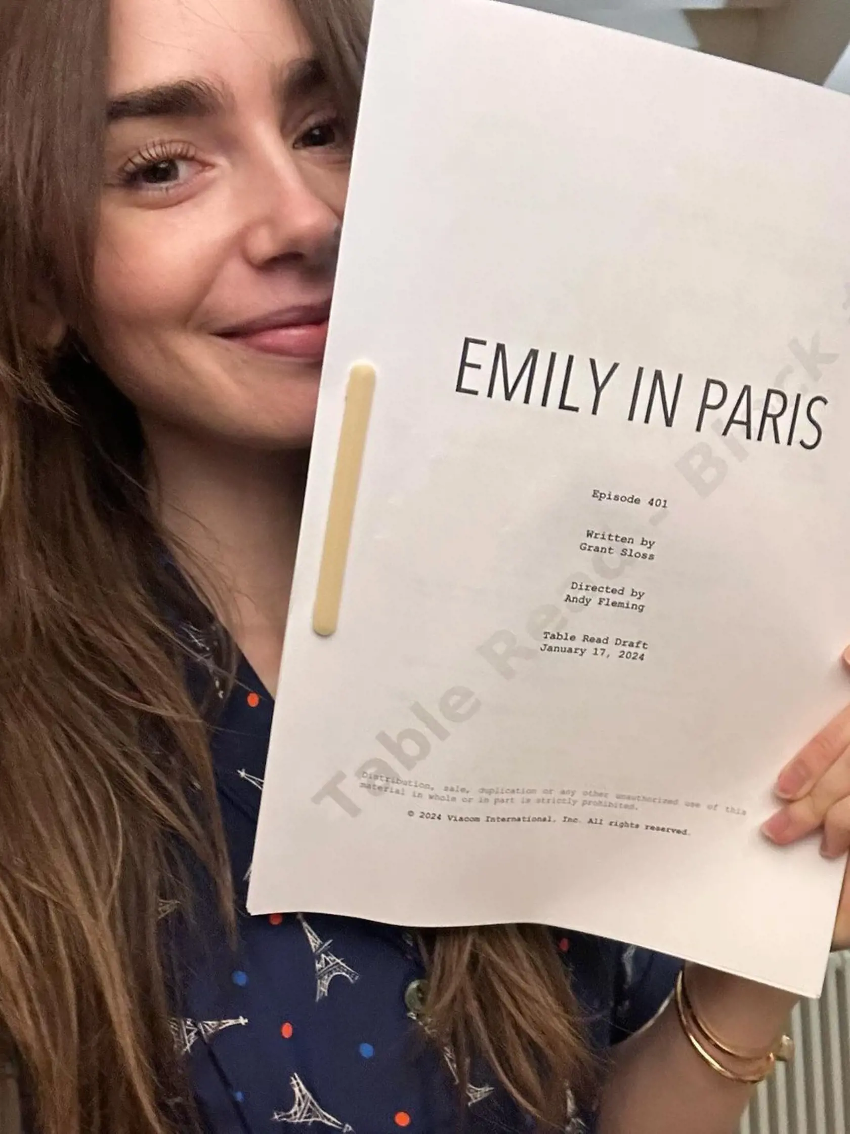 Lily Collins nedávno oznámila, že sa chystá štvrta séria seriálu Emily in Paris.