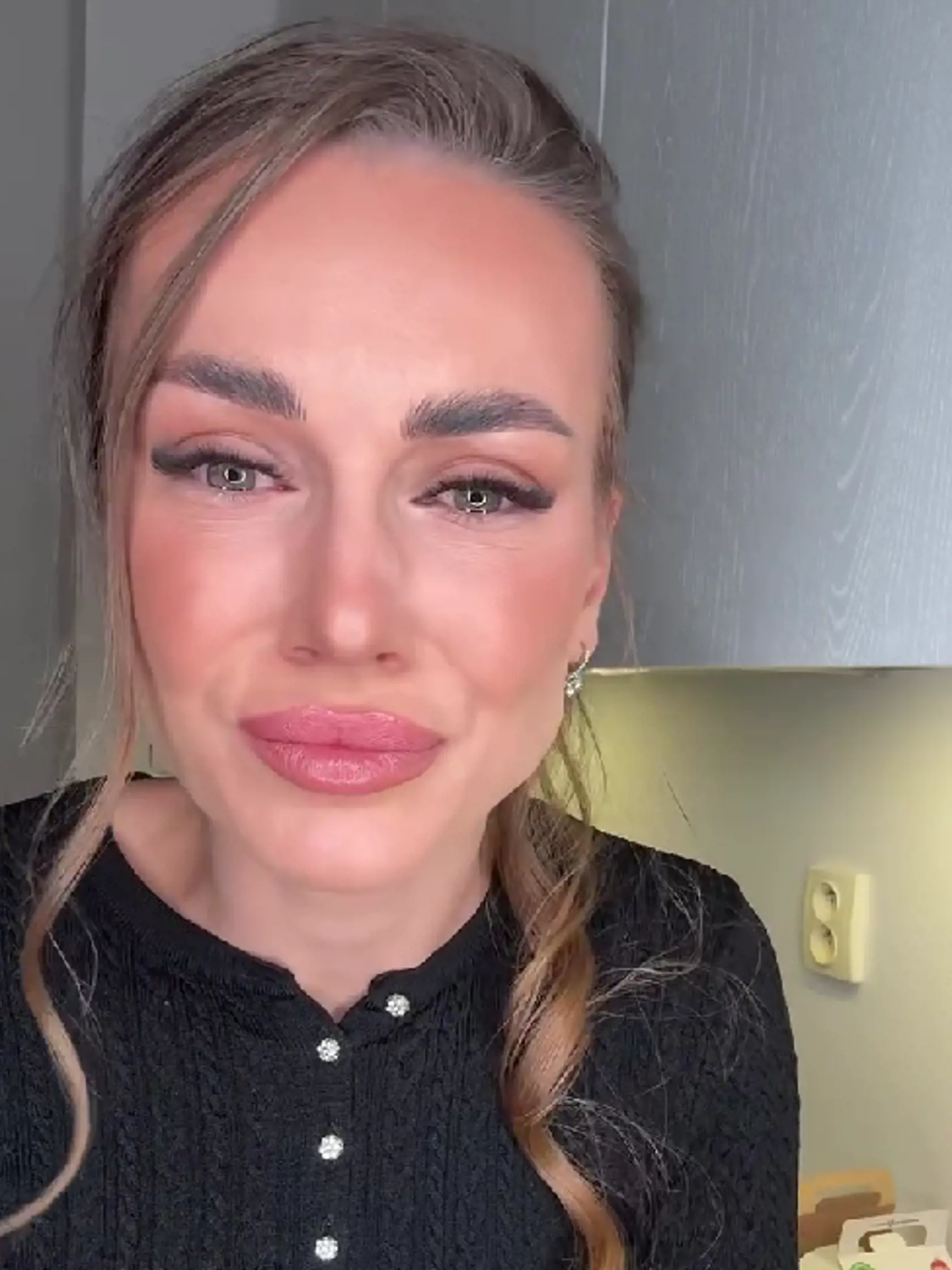 Stanka uviedla pravý dôvod, prečo plakala. Krájala pri tom totiž cibuľu, nakoľko na Instagrame zverejnila video, ako varí.