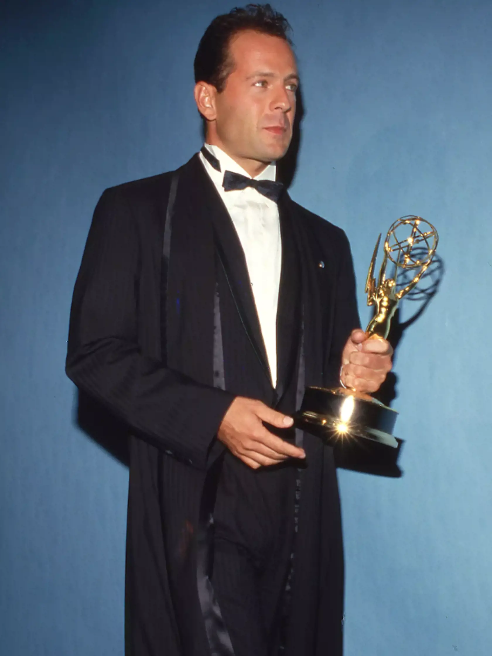Bruce Willis vďaka roli v seriáli Moonlight získal svoje prvé ocenenie Emmy.