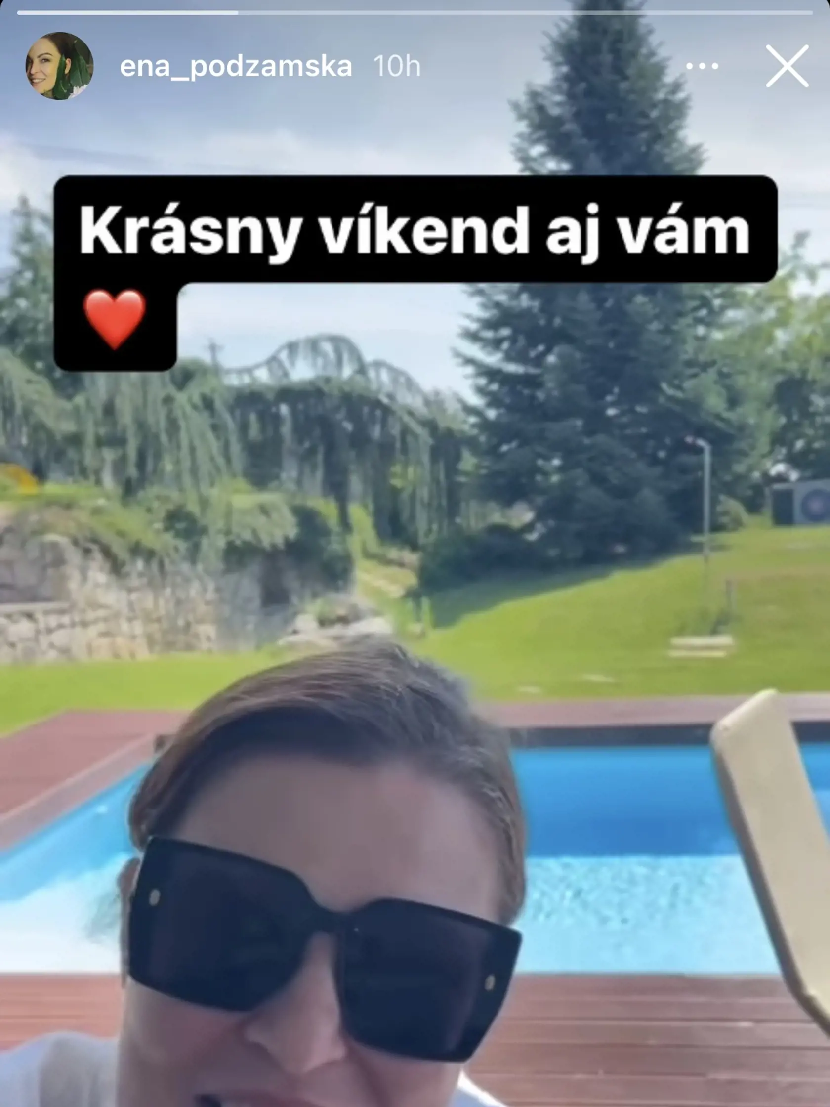 Herečka si najnovšie užívala krásne počasie. A venovala fanúšikom aj úsmev.