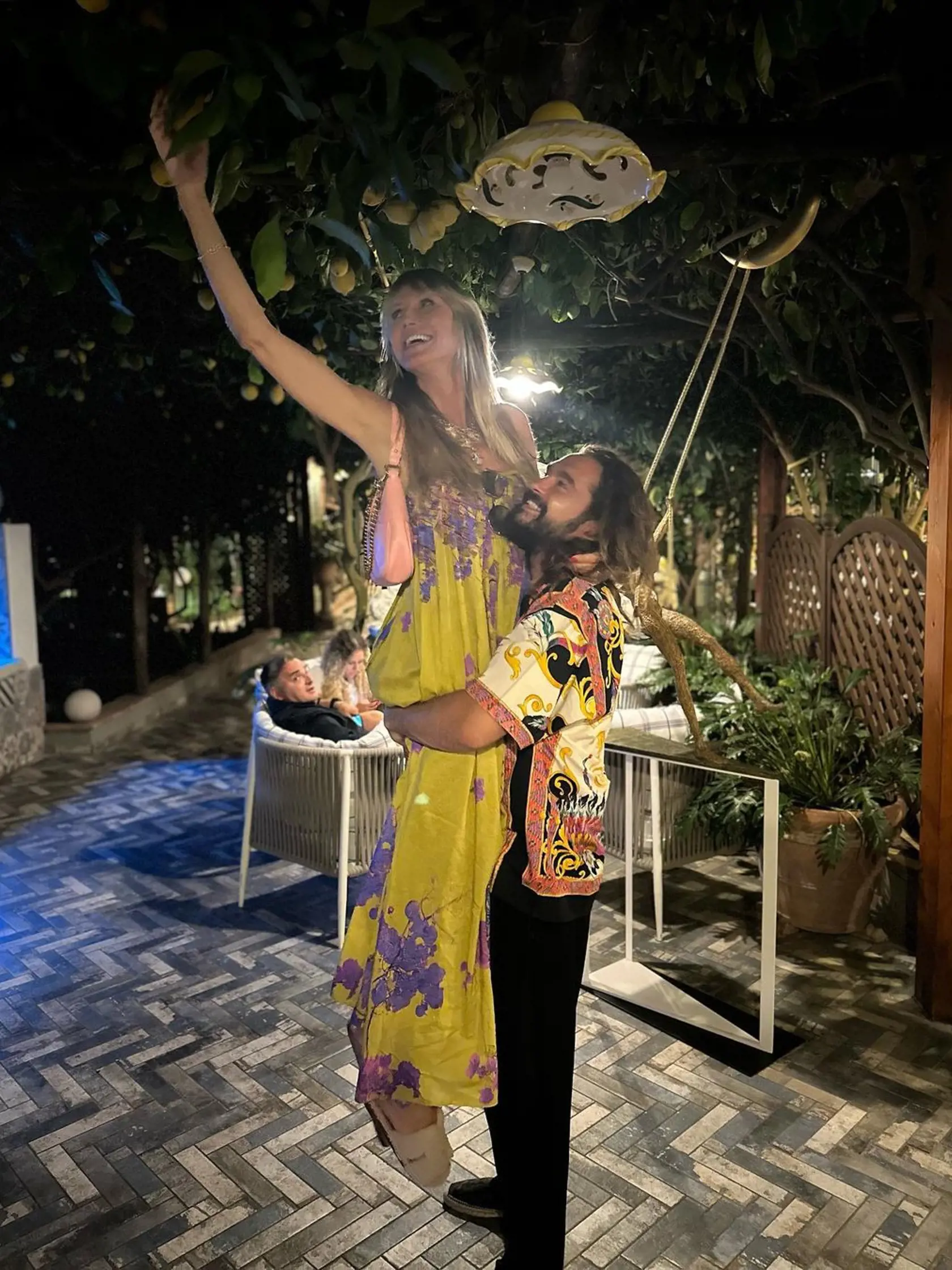 Heidi Klum si s manželom a deťmi užila nádhernú dovolenku na talianskom ostrove Capri.