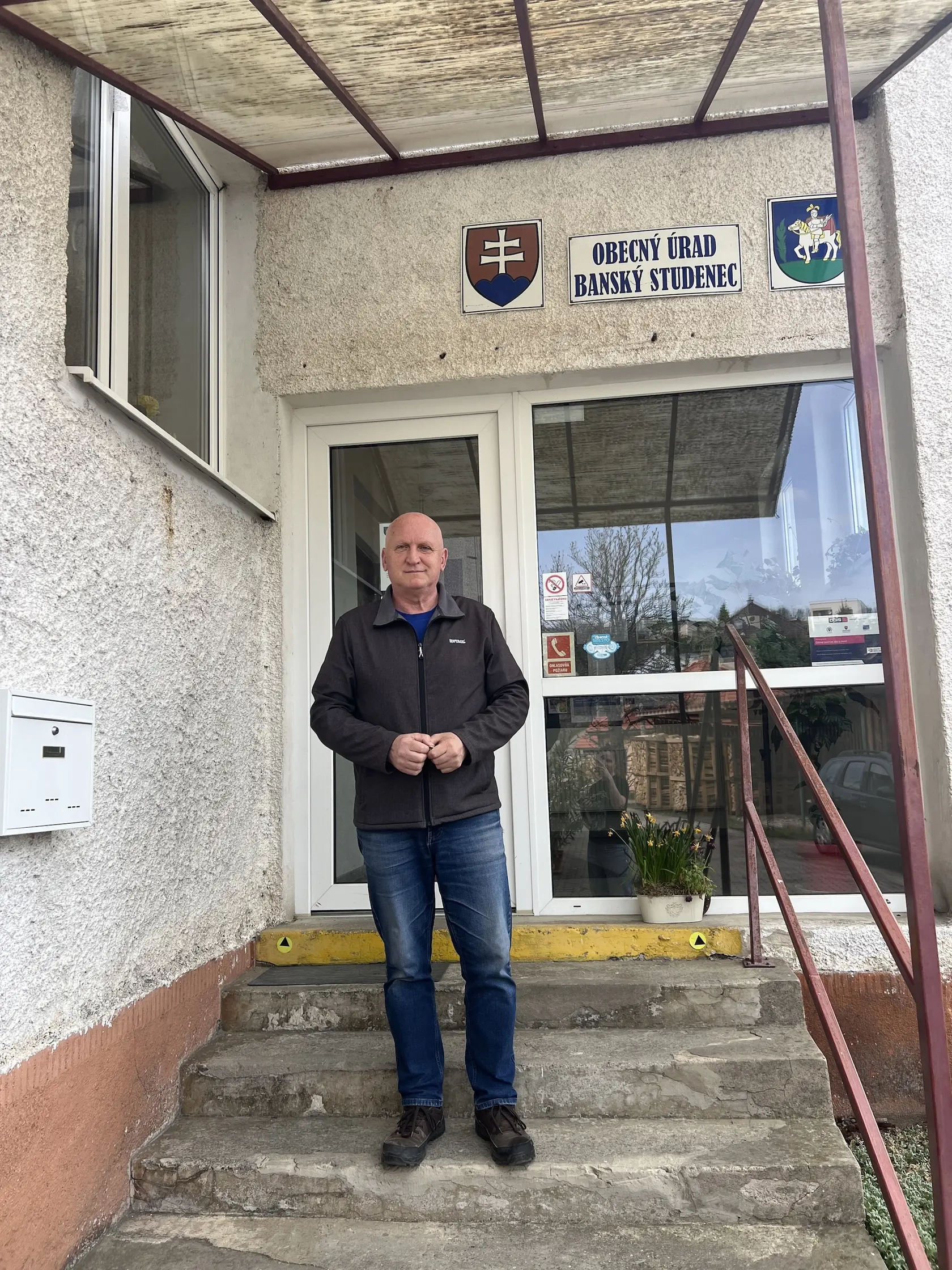 „Verejnou vyhláškou, ako aj písomne a elektronicky sme ich vyzvali, aby do 31. októbra 2024 predložili doklady o odvoze splaškových odpadových vôd,“ uviedol. 
