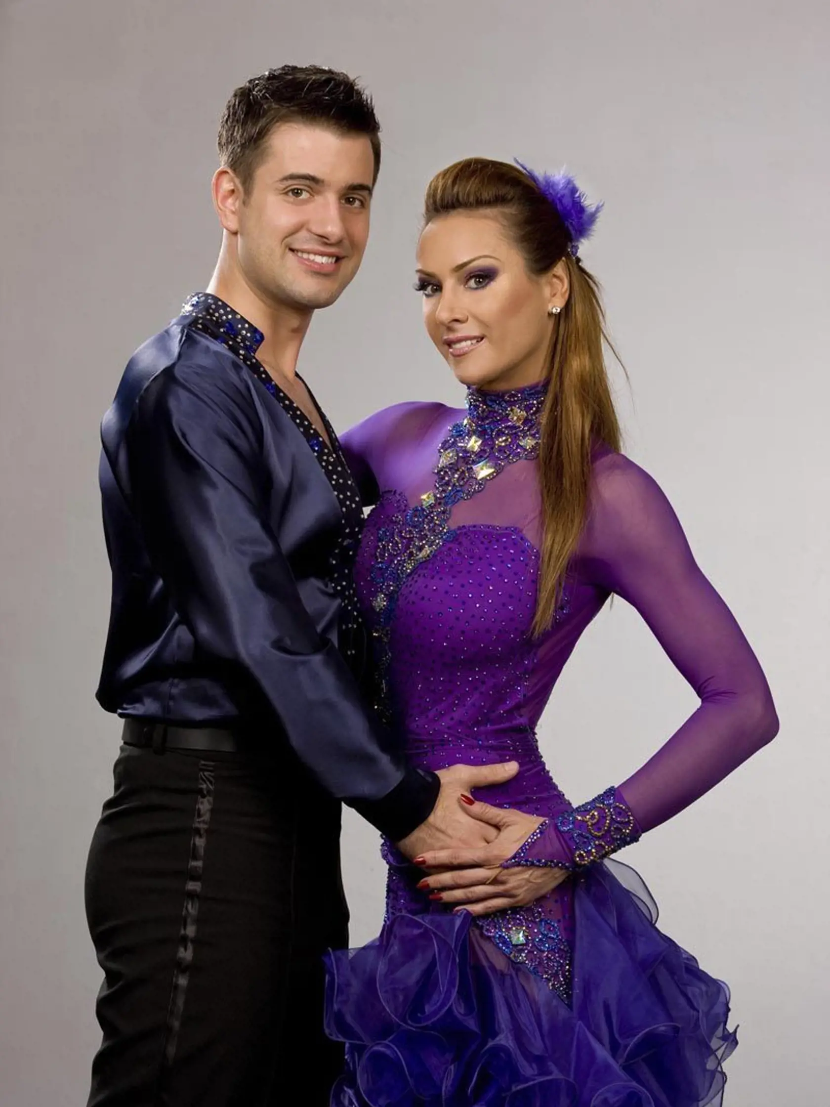 Zora Czoborová (42) a Erik Ňarjaš (23)