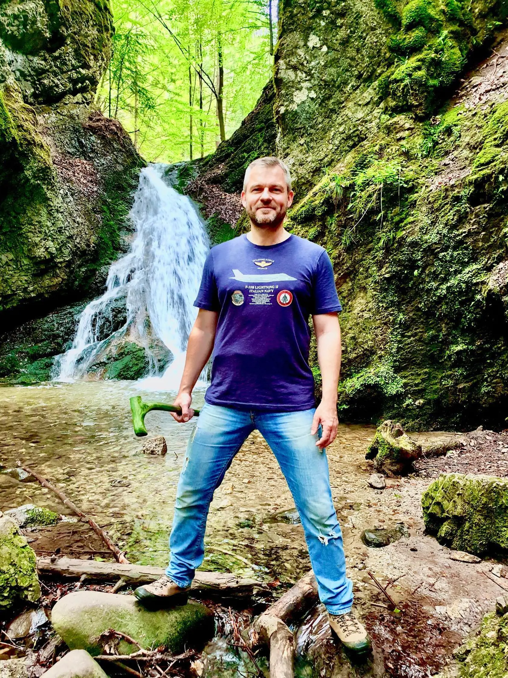 Predseda Hlas-SD má rád prírodu. Koaličnú krízu komentuje v pokoji.