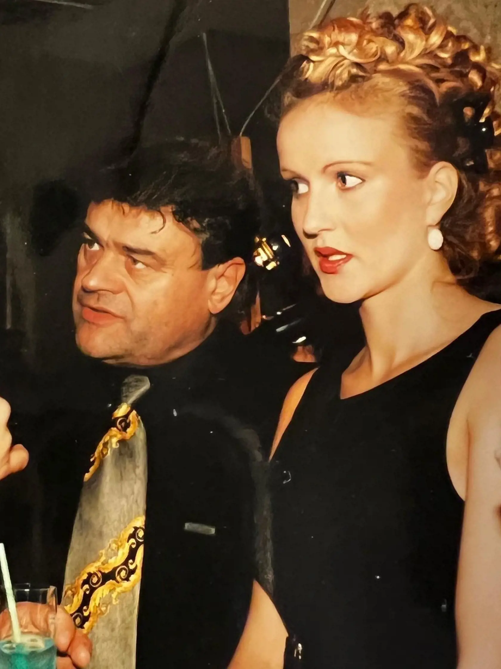 Karel Svoboda sa po dvoch rokoch oženil s Vendulou, ich manželstvo však nebolo najšťastnejšie. Ukončila ho samovražda umelca.