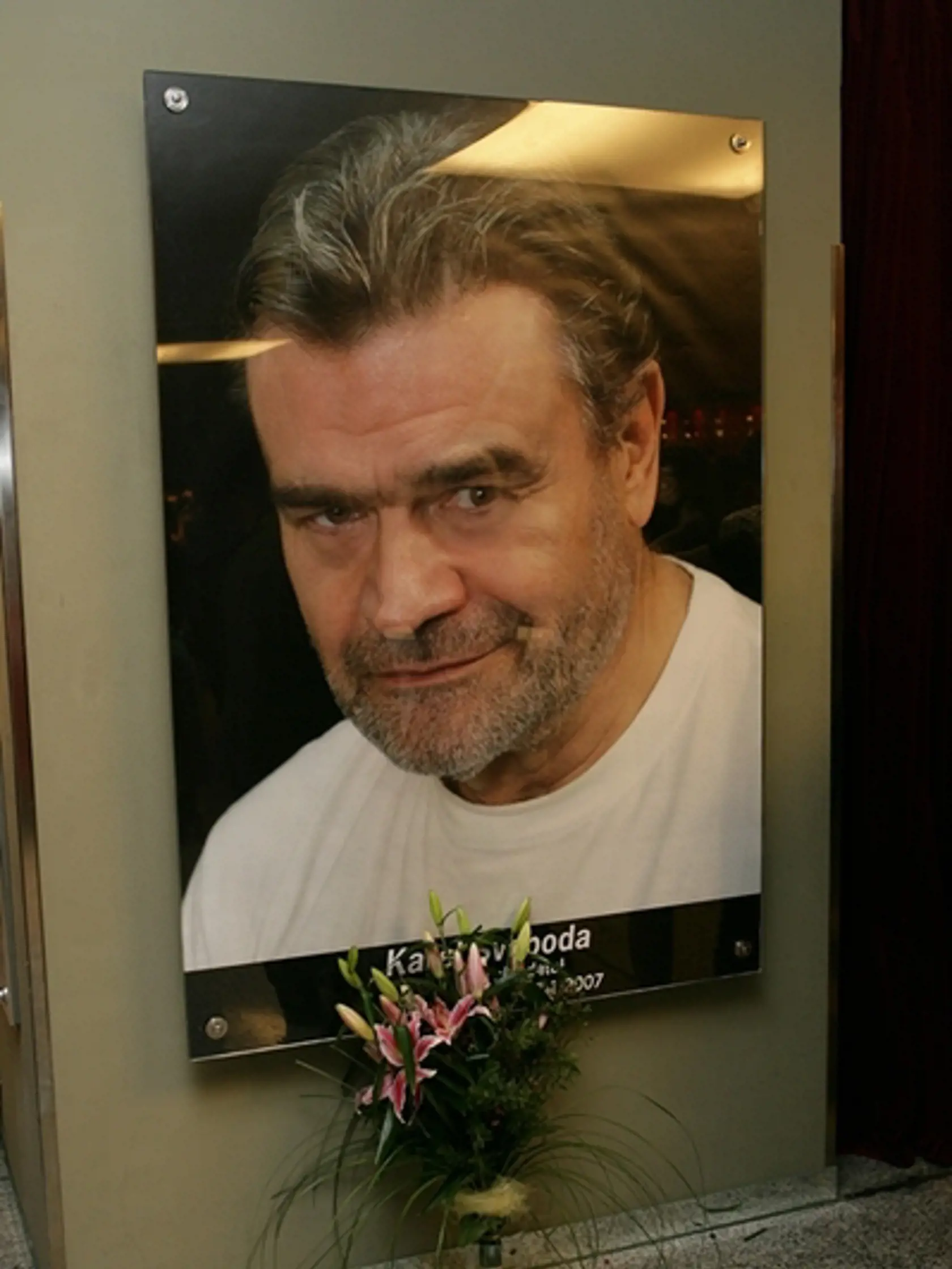 Karel Svoboda odišiel z tohto sveta dobrovoľne 28. januára 2007.