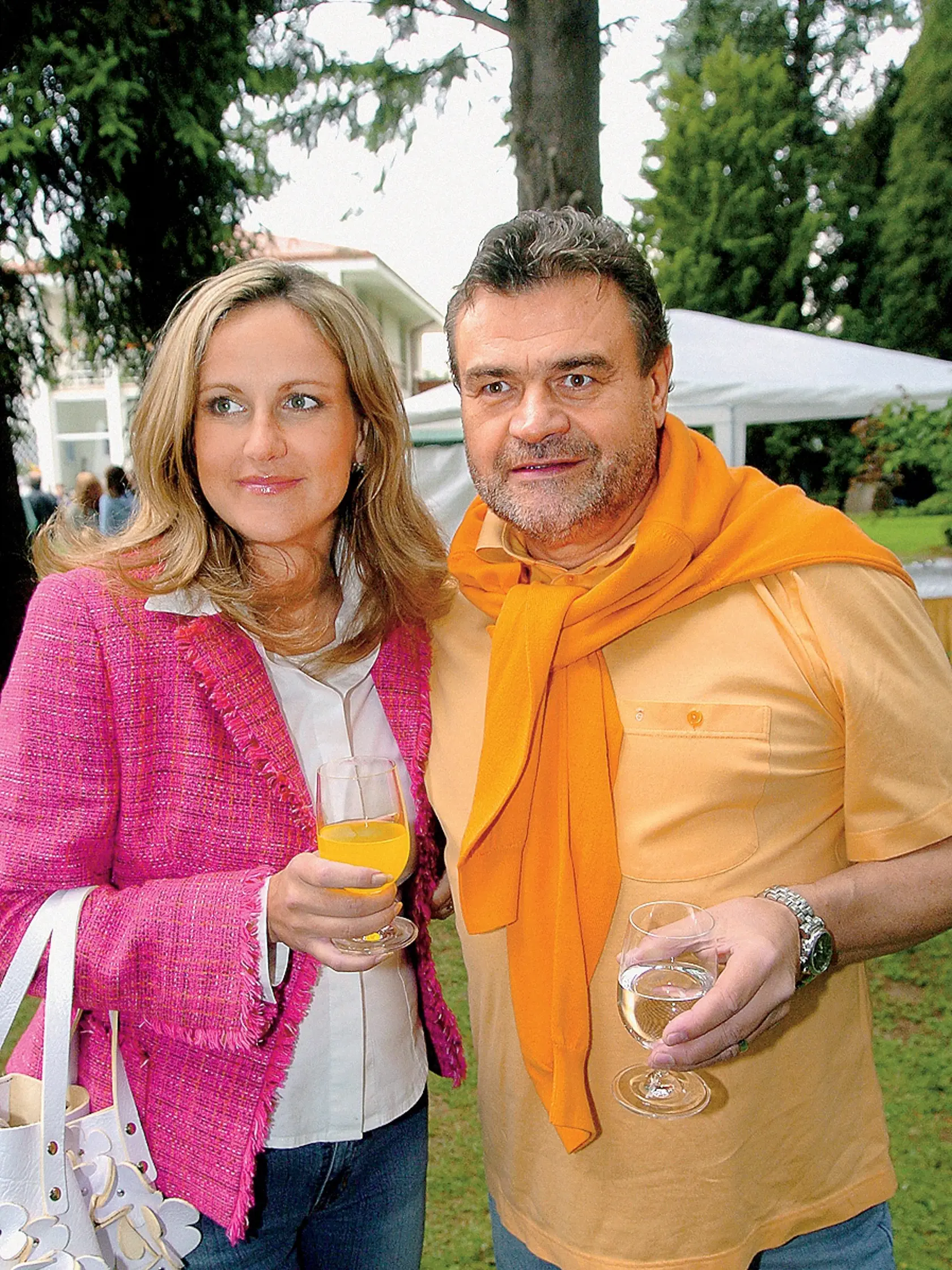 Karel Svoboda, český skladateľ a autor, umelec s manželkou Vendulou.