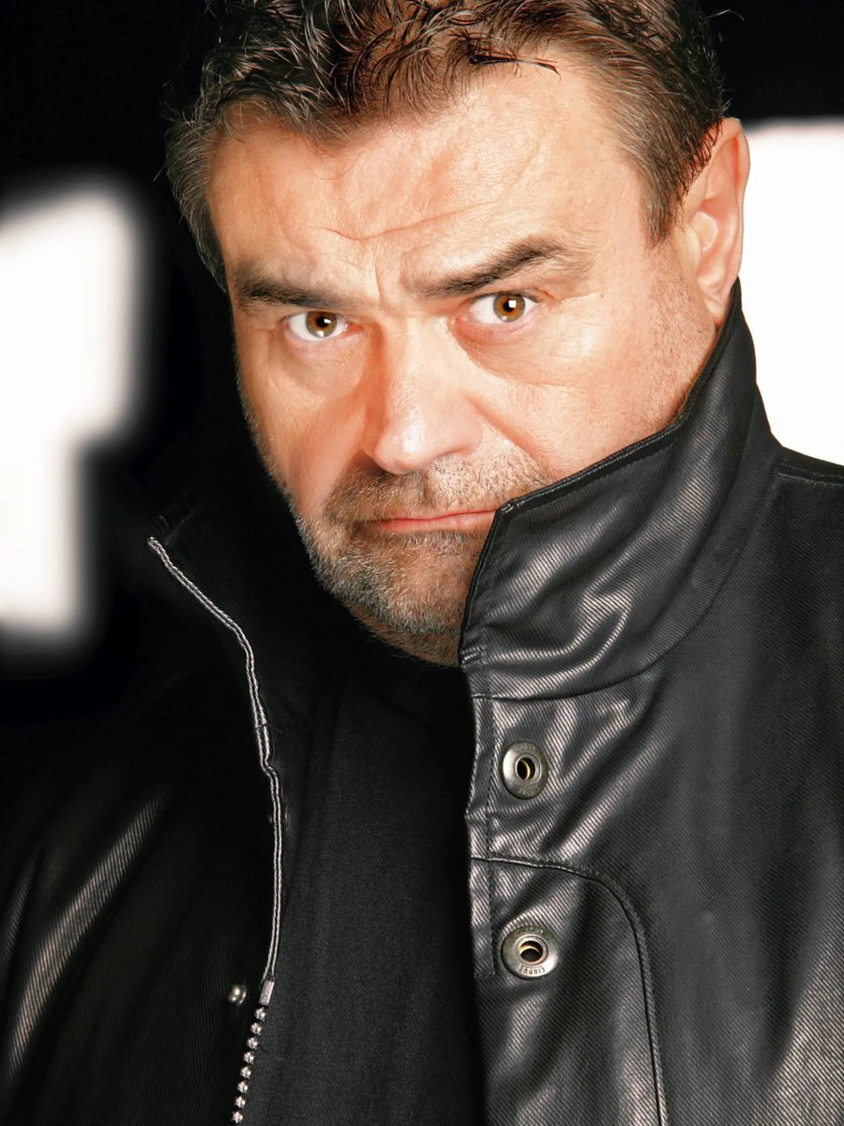 Život Svobodu bol ako na hojdačke. Vo veku 68 rokov spáchal samovraždu.