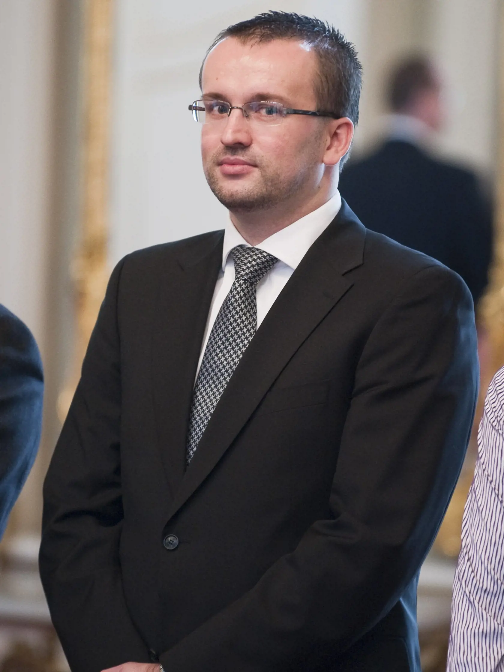 Šéf SIS Vladimír Pčolinský sa nakazil koronavírusom
