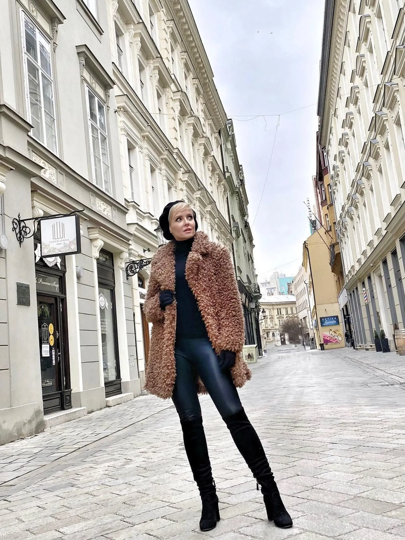Kvetka Horváthová v outfite Parížanky.