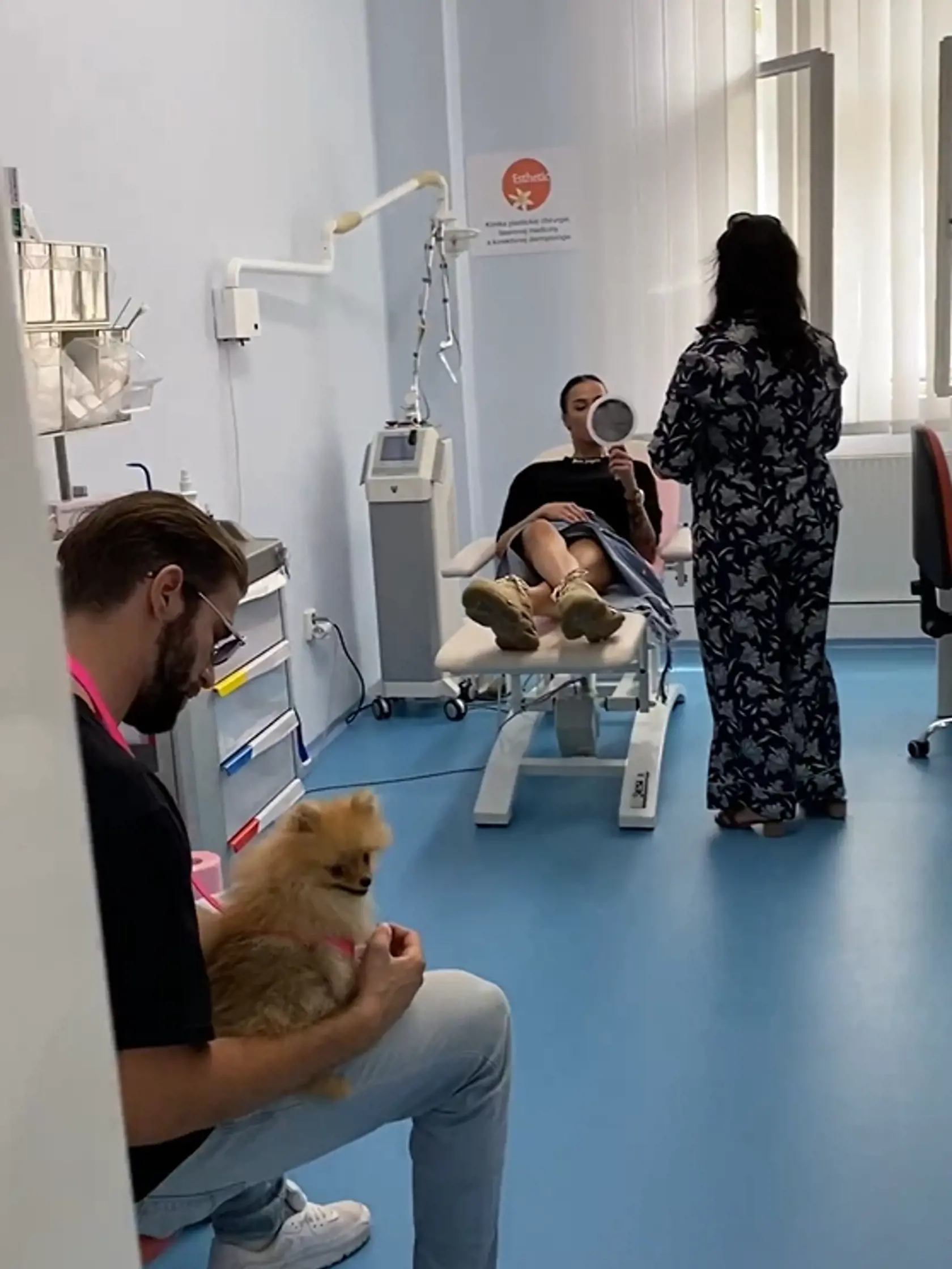 Marcela si nechala opäť zväčšiť pery, na zákrok ju sprevádzal Tomáš.