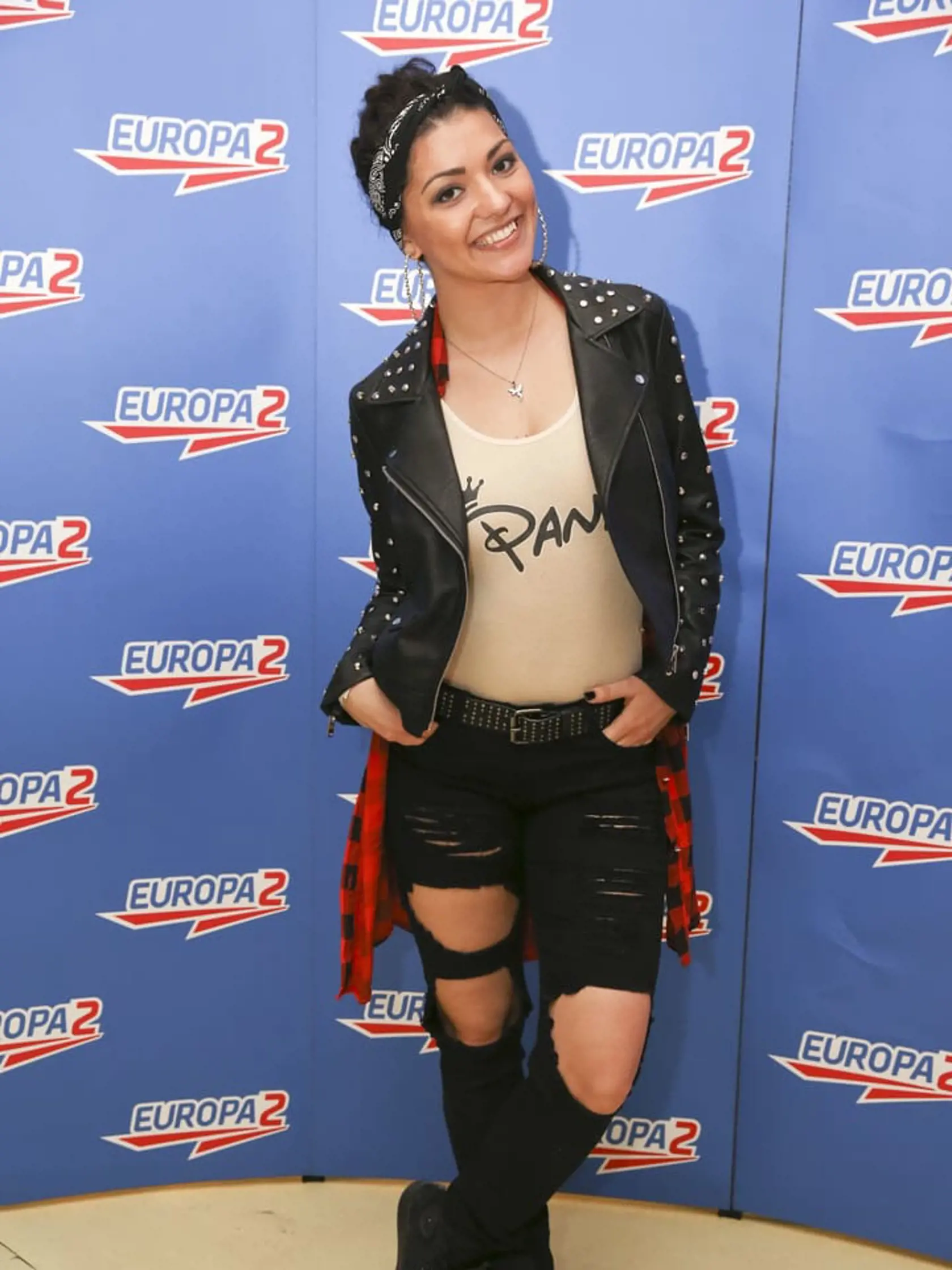 Dáša Mamba Šarközyová (27)