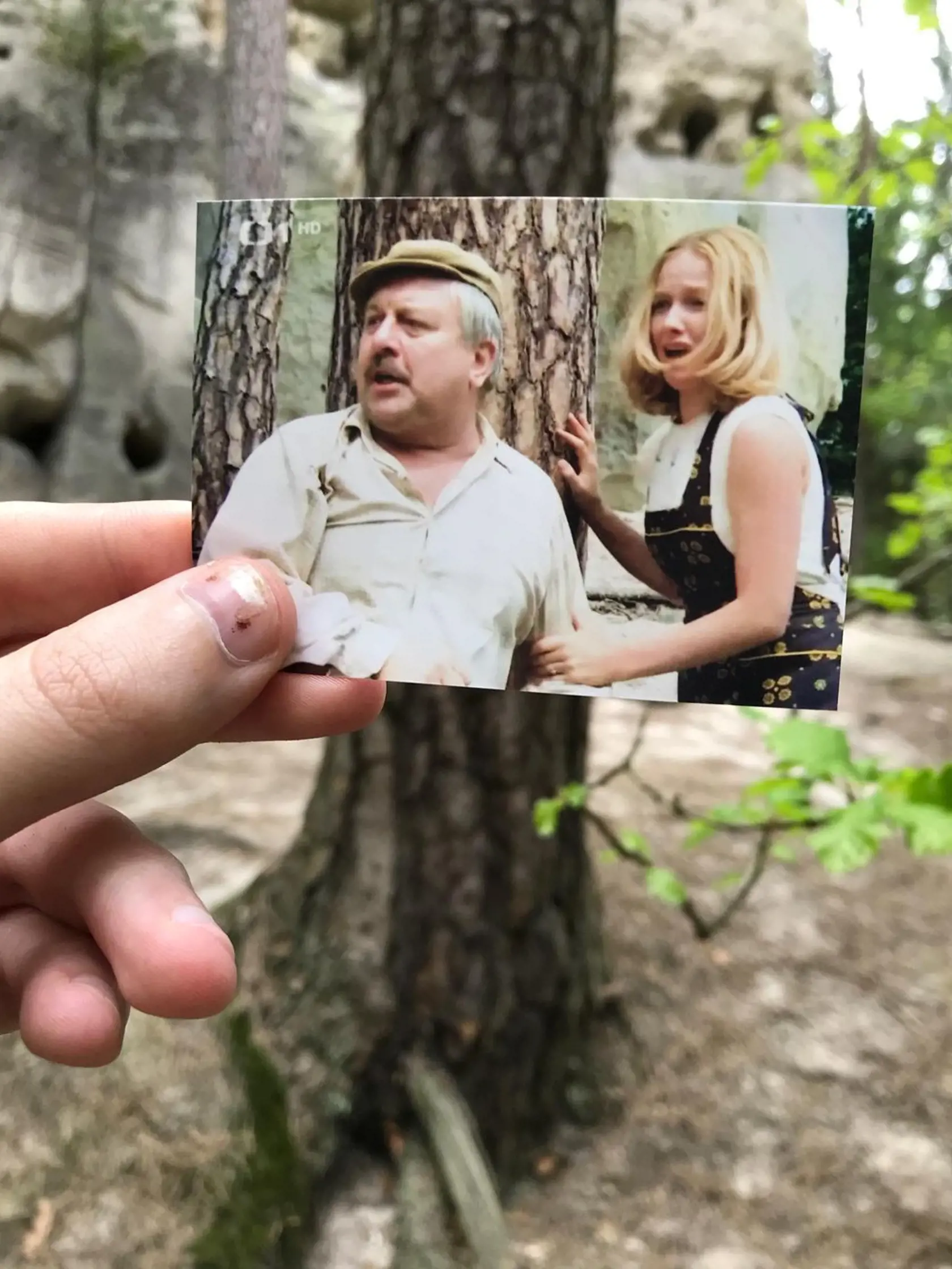 Český ráj, Skautská věž, kde sa natáčala komédia Ako dostať otecka do polepšovne.