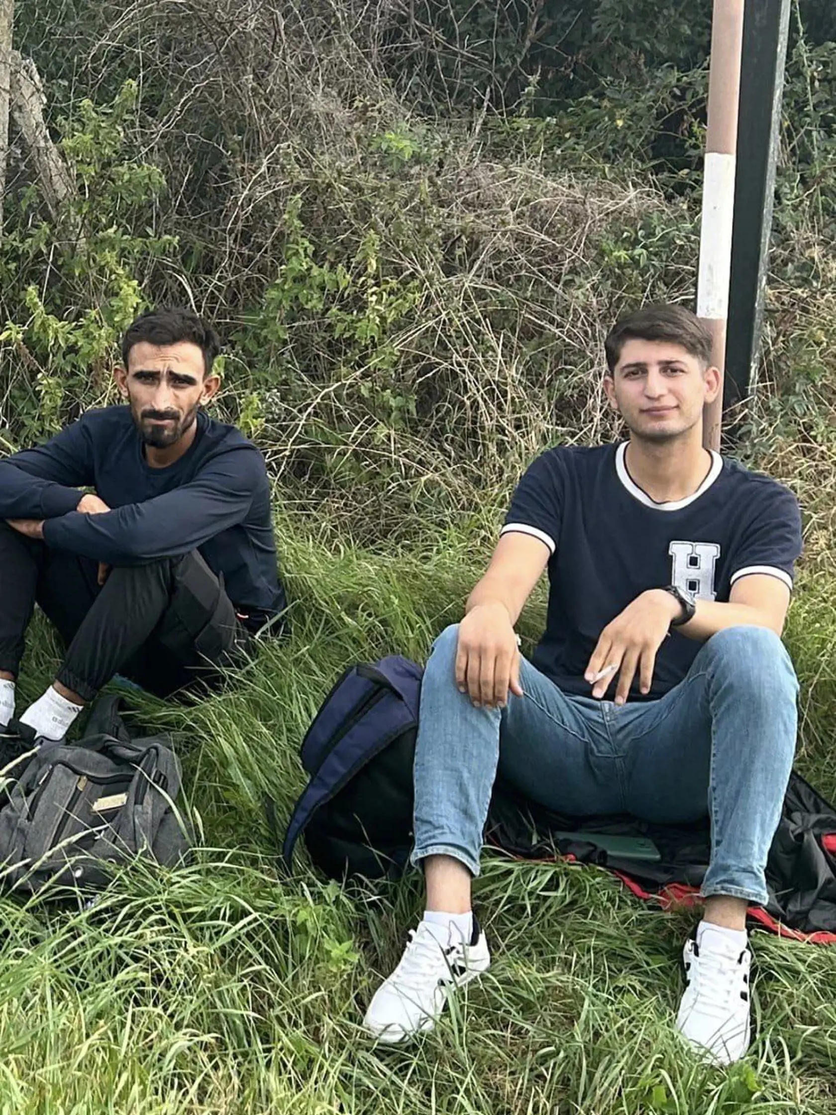 Nelegálni imigranti neprechádzajú štátne hranice Slovenska len v okrese Veľký Krtíš. Snímky nafotené v Šahách a okolí 1.9.2023.