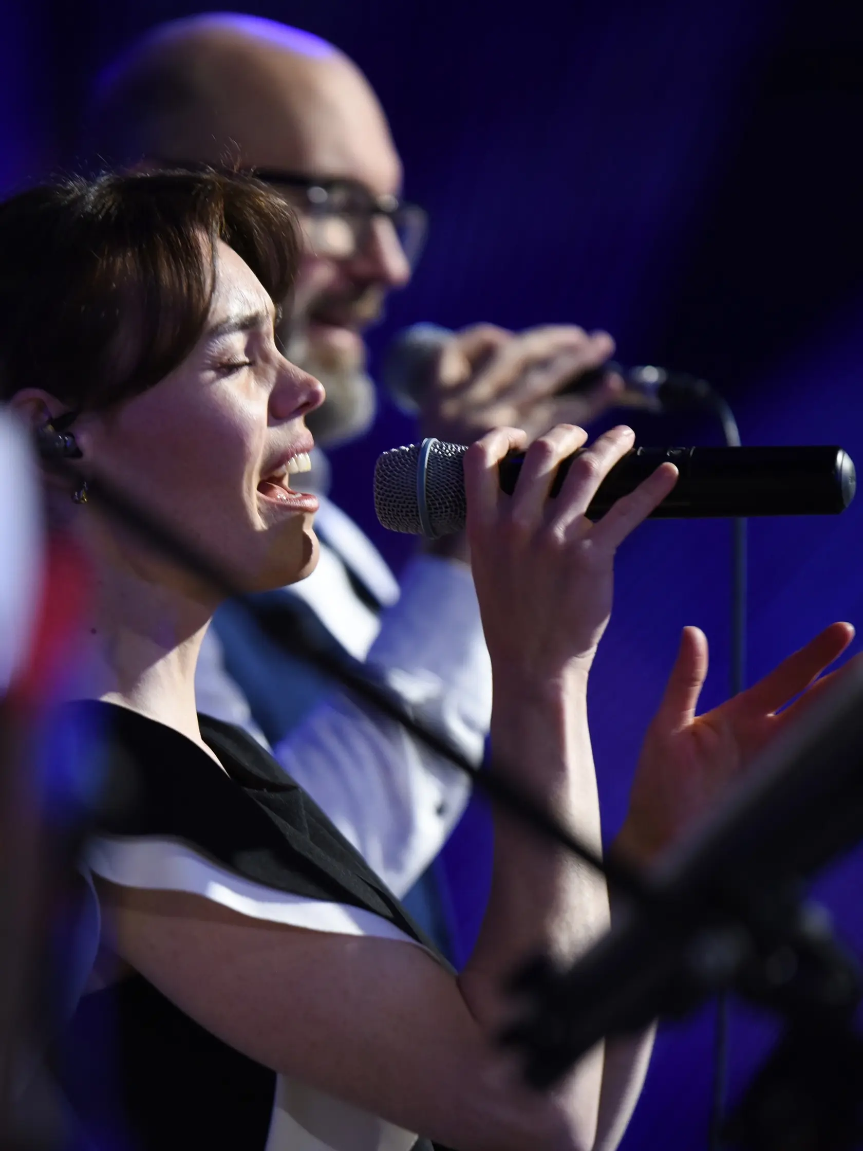Mária Bartalos je členkou kapely Rockstanders v spoločenstve Milosť.