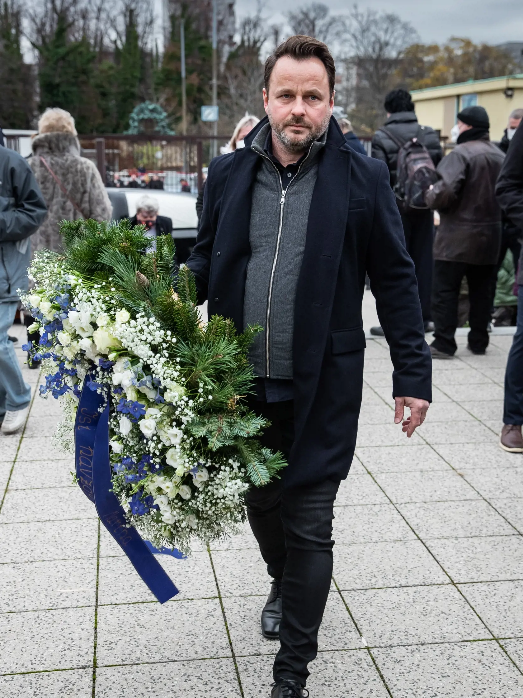 Pohreb speváka Miroslava Žbirku v pražskom krematóriu Strašnice.