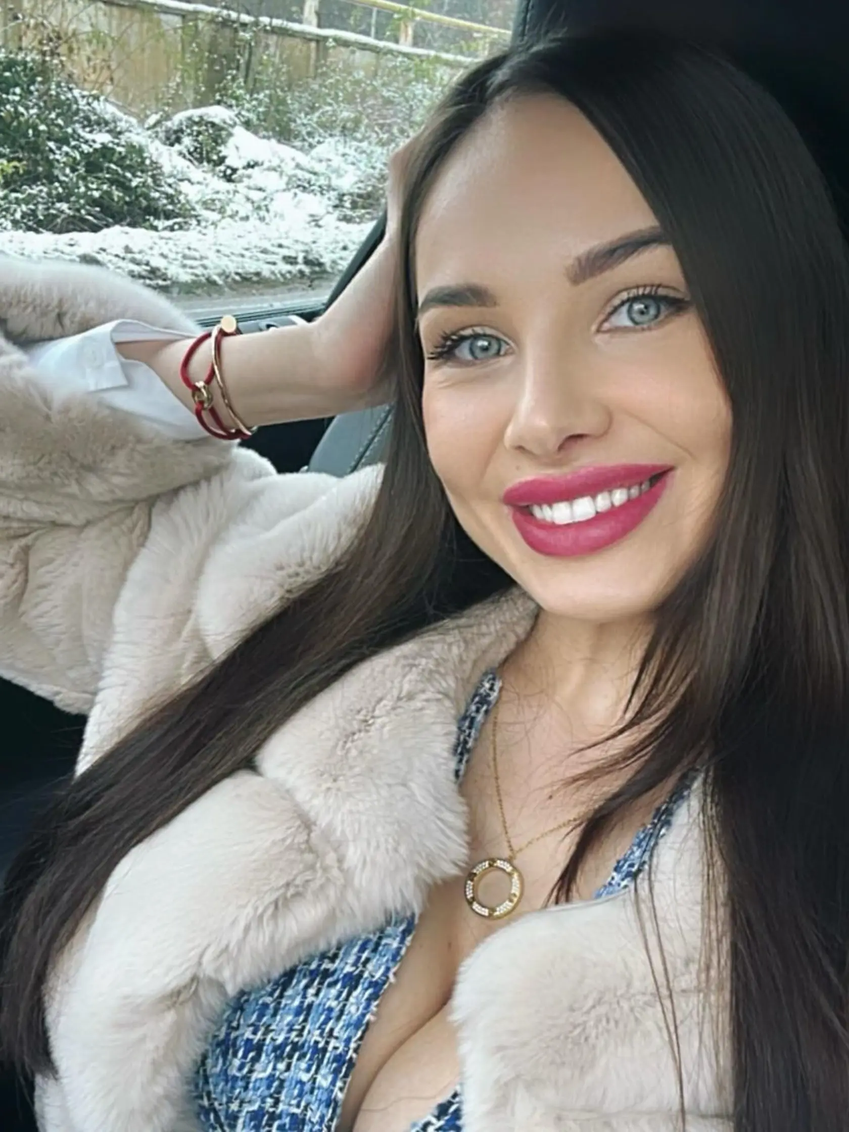 Boris Kollár má syna s Vanessou Hrubovčákovou z Humenného (na fotke). Ako sa podarilo zistiť denníku Plus JEDEN DEŇ, práve ona je sesternicou ženy, ktorá pri nehode prišla o dcérku Sofinku.
