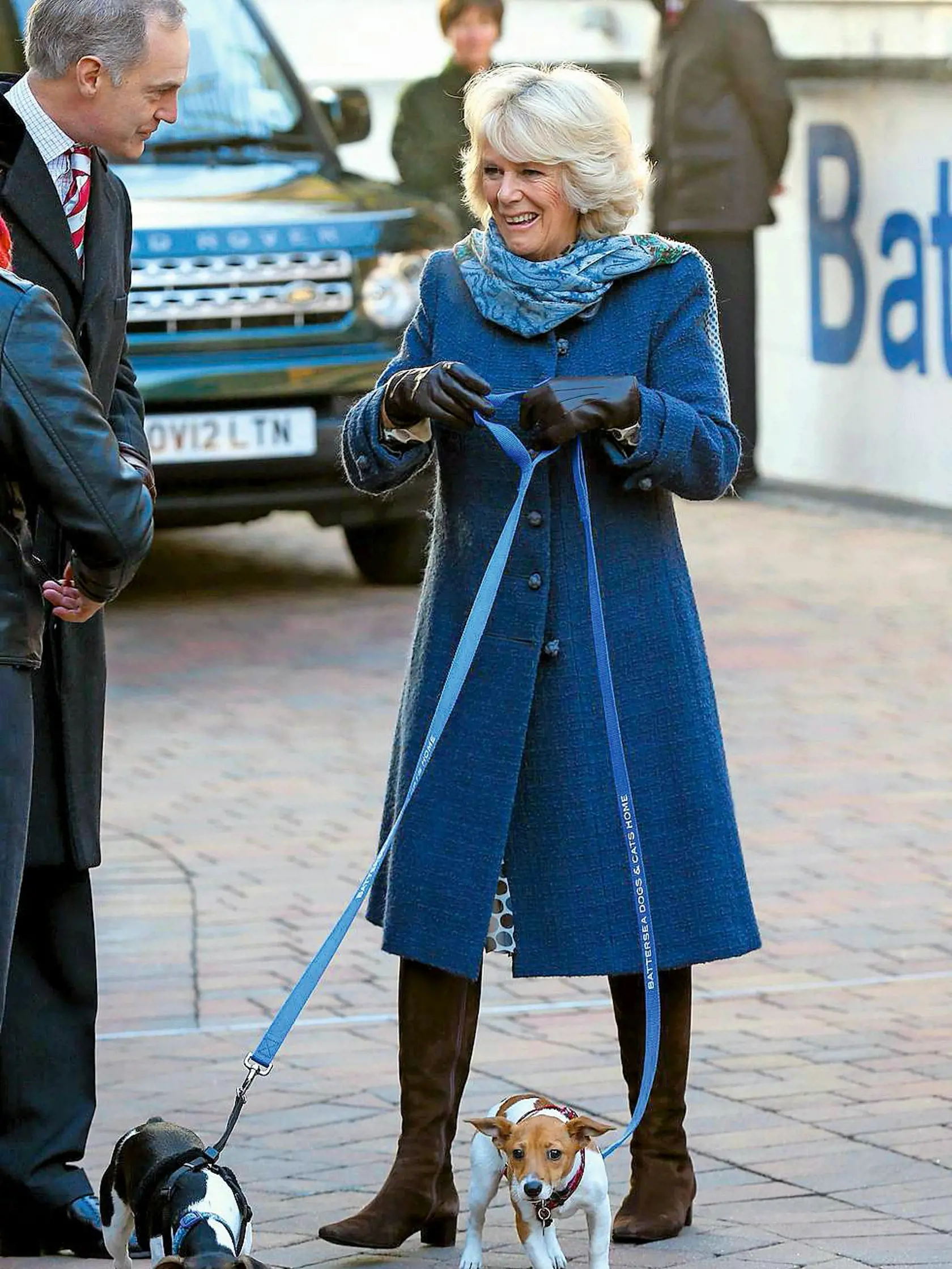 Záchrancovia
Charles
a Camilla