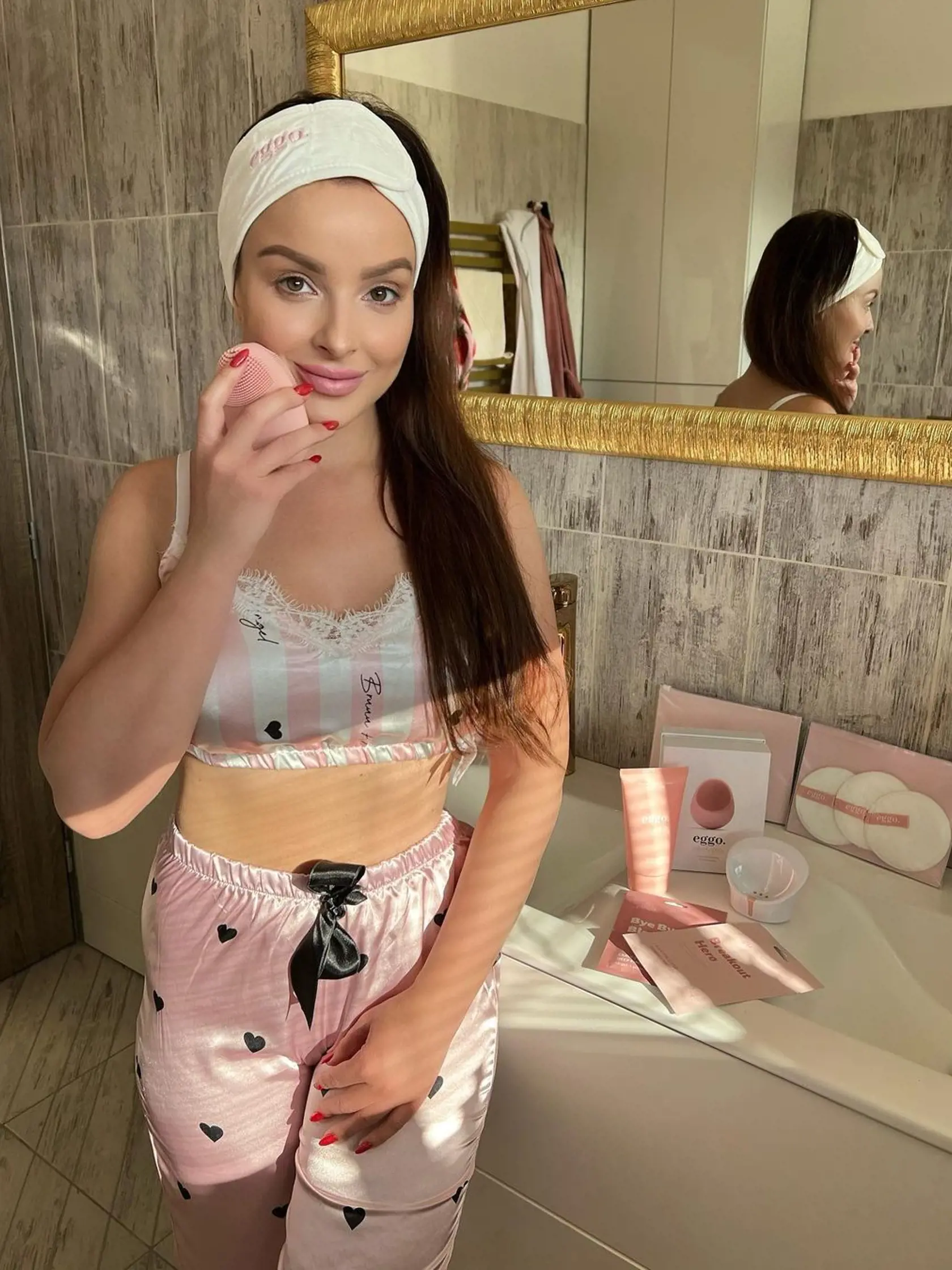 Veronika v elegantnej kúpeľni