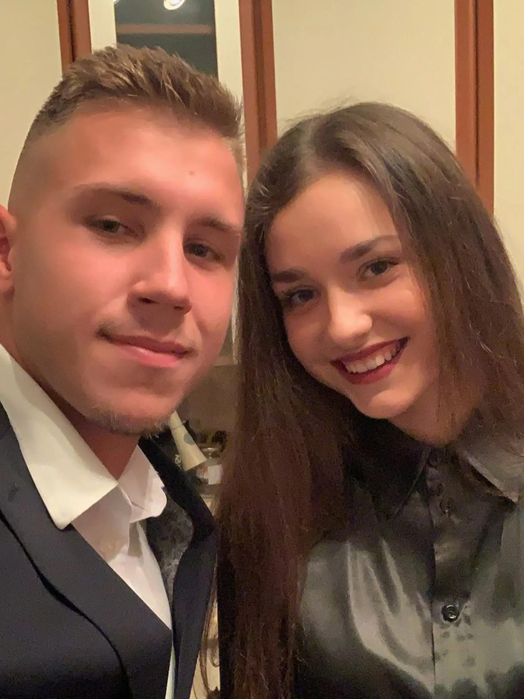Jeho srdce si získala krásna priateľka Barbora.