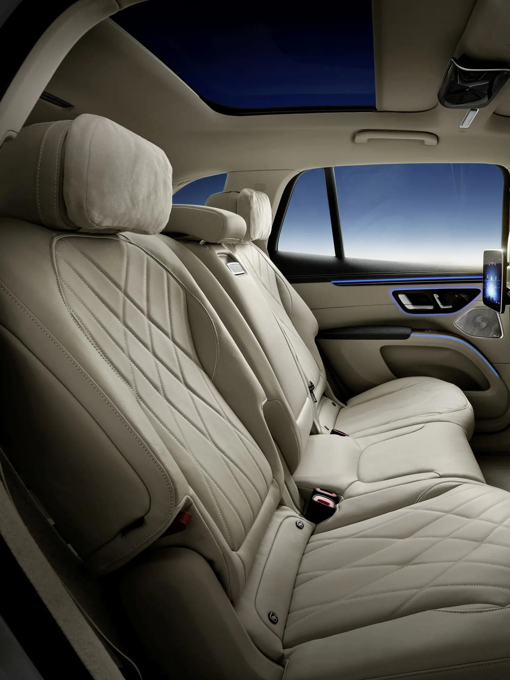 Mercedes-EQ EQS SUV.