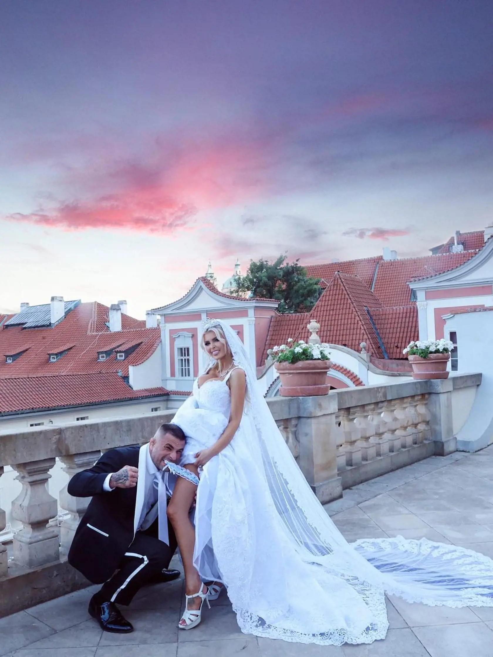 Karlos Vémola a Lela Ceterová