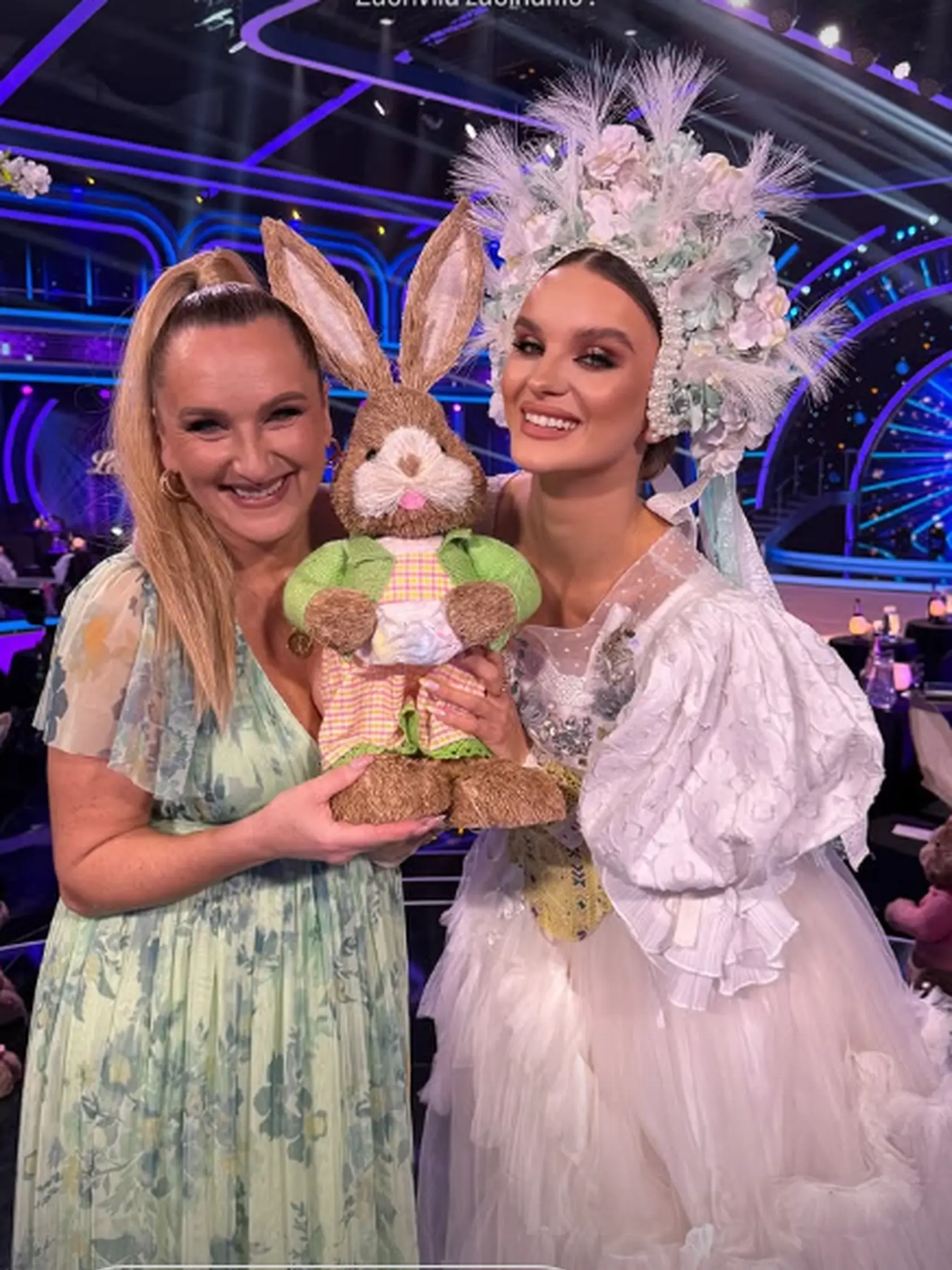 Kristína Víglaská bola na Let´s Dance neprehliadnuteľná. Na fotke so svojou mamou.