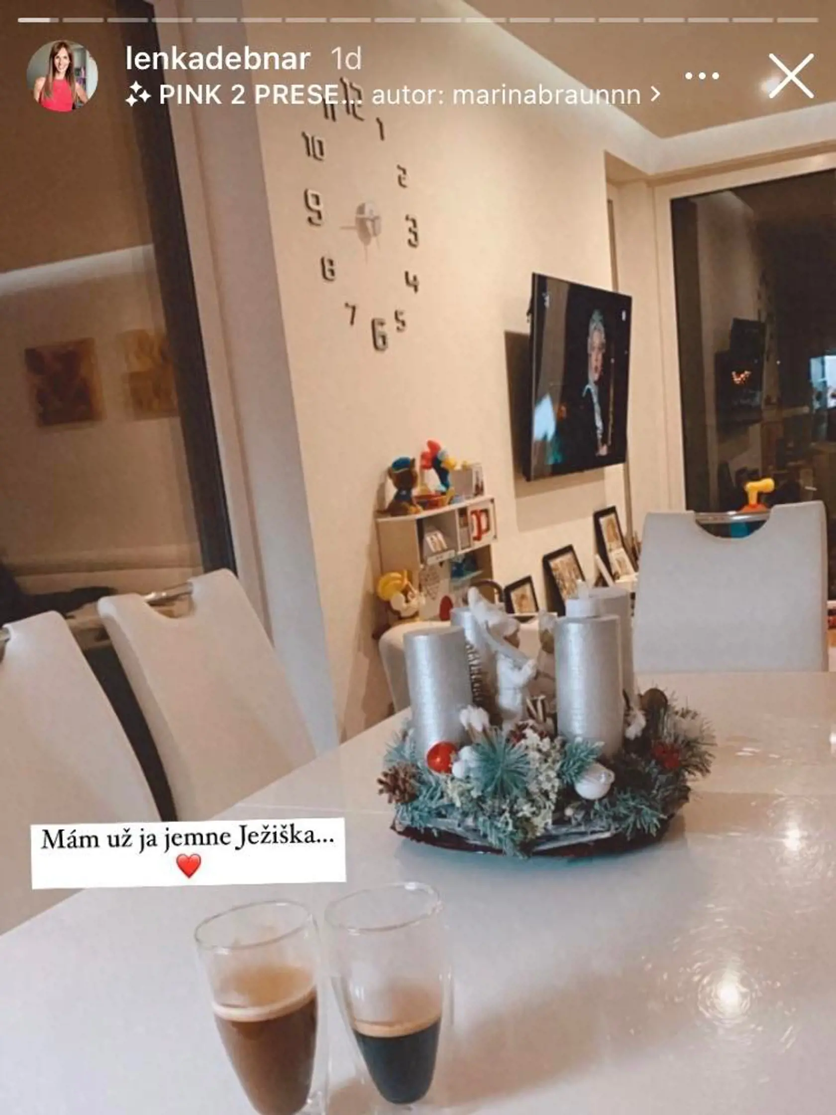 Vianočná výzdoba u markizáckej rosničky Lenky Debnárovej.