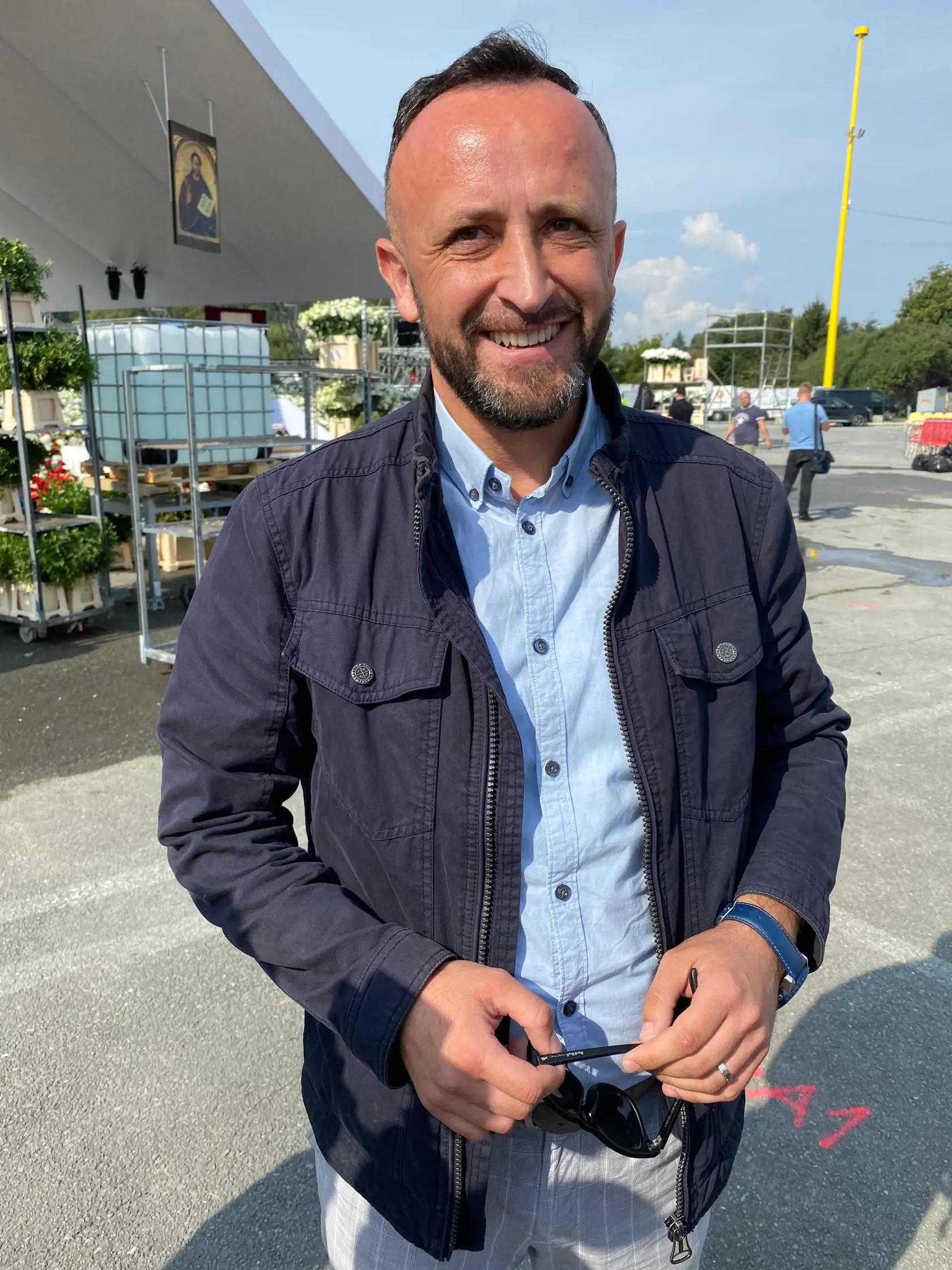Spevák Ondrej Kandráč.