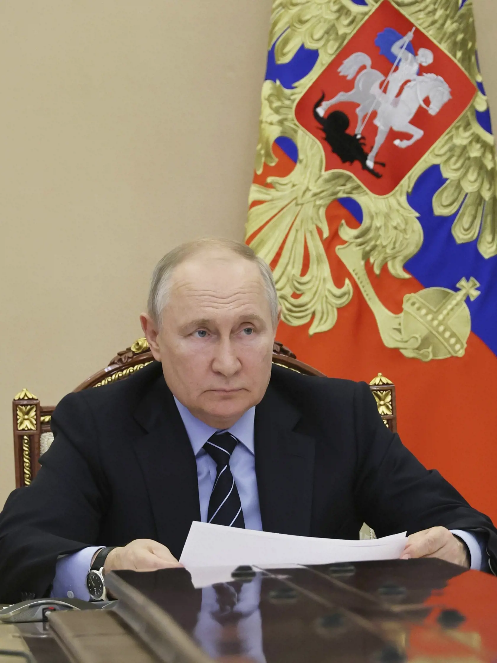 JB 26 Moskva - Ruský prezident Vladimir Putin vedie zasadnutie vládneho kabinetu prostredníctvom videokonferencie v Kremli v Moskve 16. augusta 2023. FOTO TASR/AP
Russian President Vladimir Putin attends a cabinet meeting via videoconference in Moscow, Russia, Wednesday, Aug. 16, 2023. (Mikhail Klimentyev, Sputnik, Kremlin Pool Photo via AP)