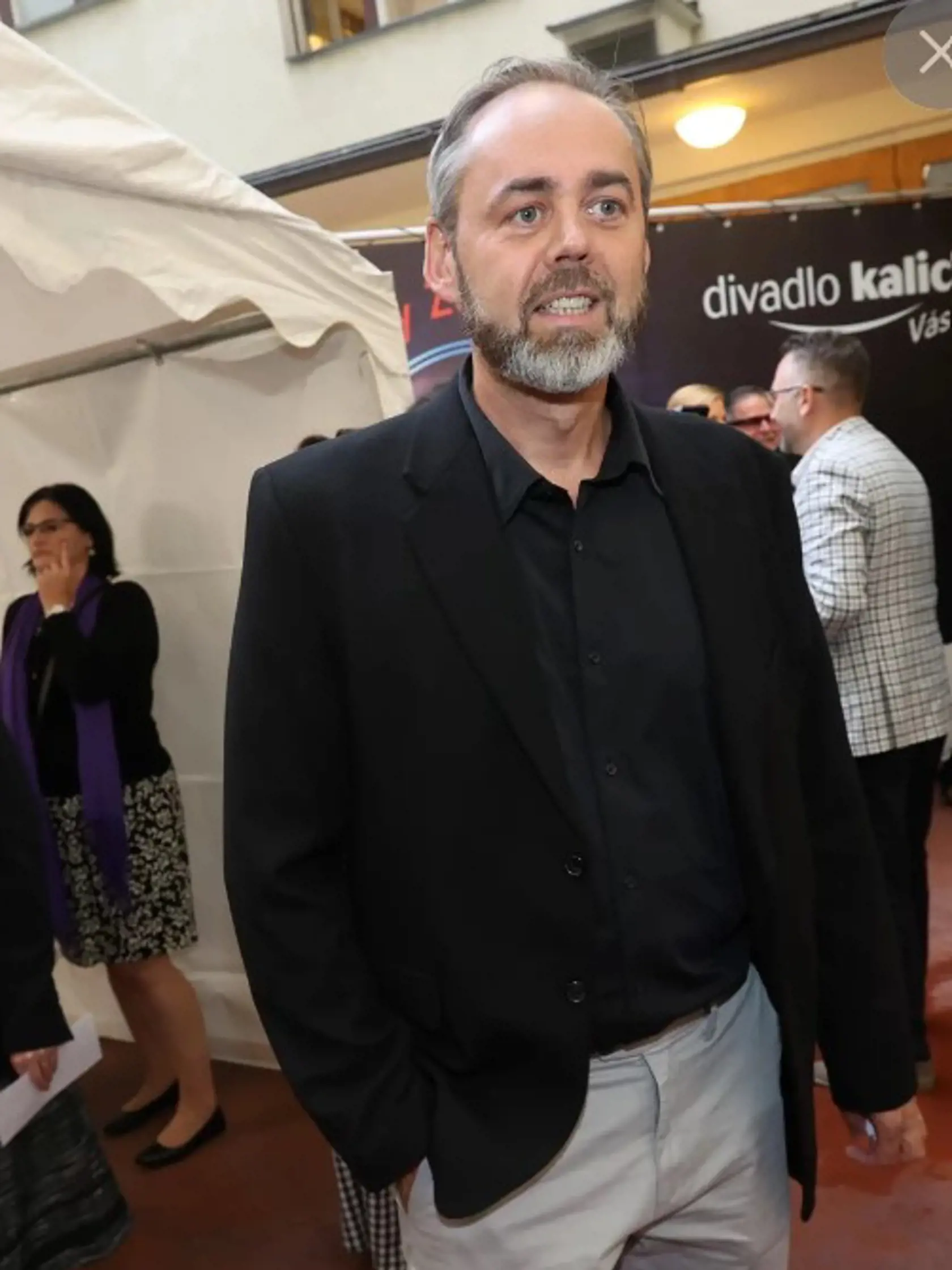 Moderátor a hudobný publicista Honza Dědek patril medzi veľkých fanúšikov Hany Zagorovej. Má doma niekoľko jej platní, niektoré aj s podpisom. Len ľutuje, že nikdy nebola hosťom v jeho show 7 pádů Honzy Dědka.