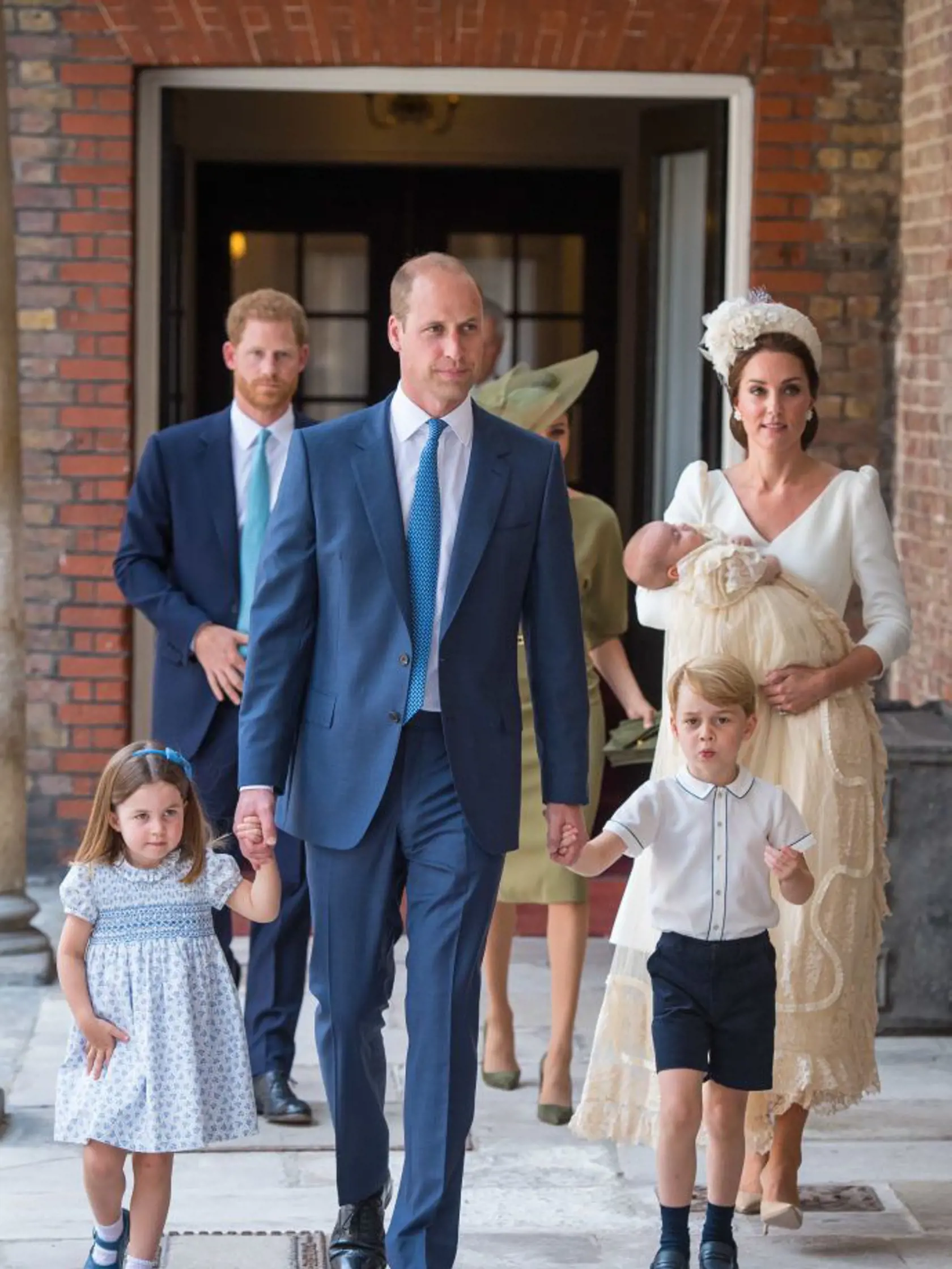 2018: Princ William, Kate, princ George, princezná Charlotte and Princ Louis