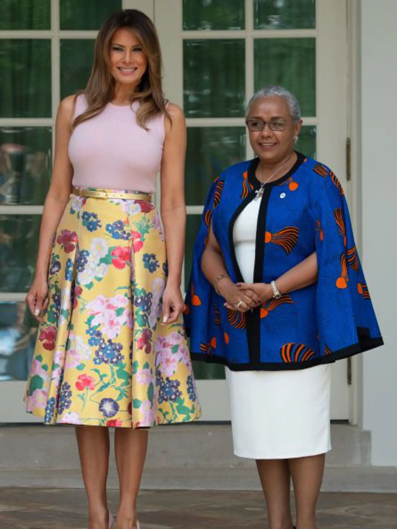 Melania Trump sa dokáže módne prispôsobiť zvyklostiam krajiny, ktorú práve navštívi.