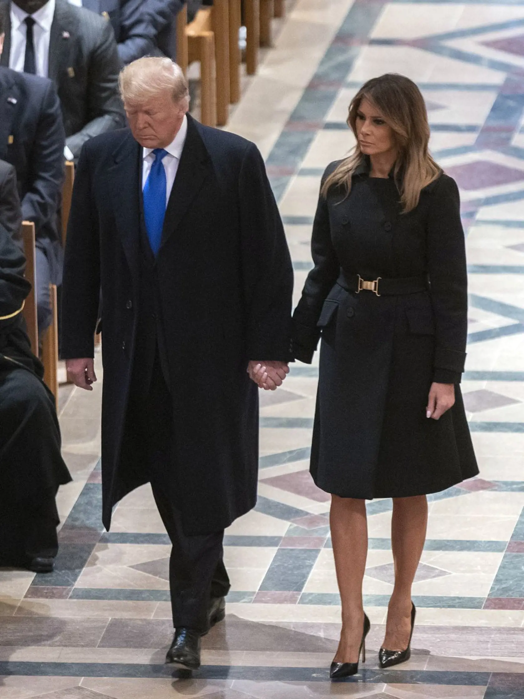 Melania Trump oslnila aj počas návštevy Británie a okamžite bola porovnávaná s Meghan Markle.