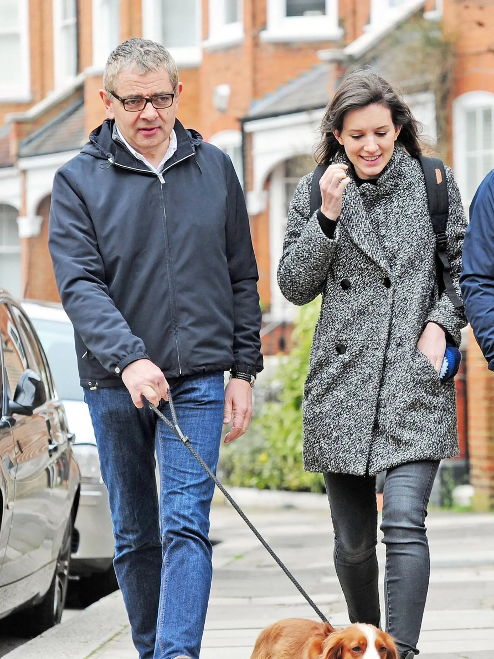 Rowan Atkinson s partnerkou  Louise Ford,