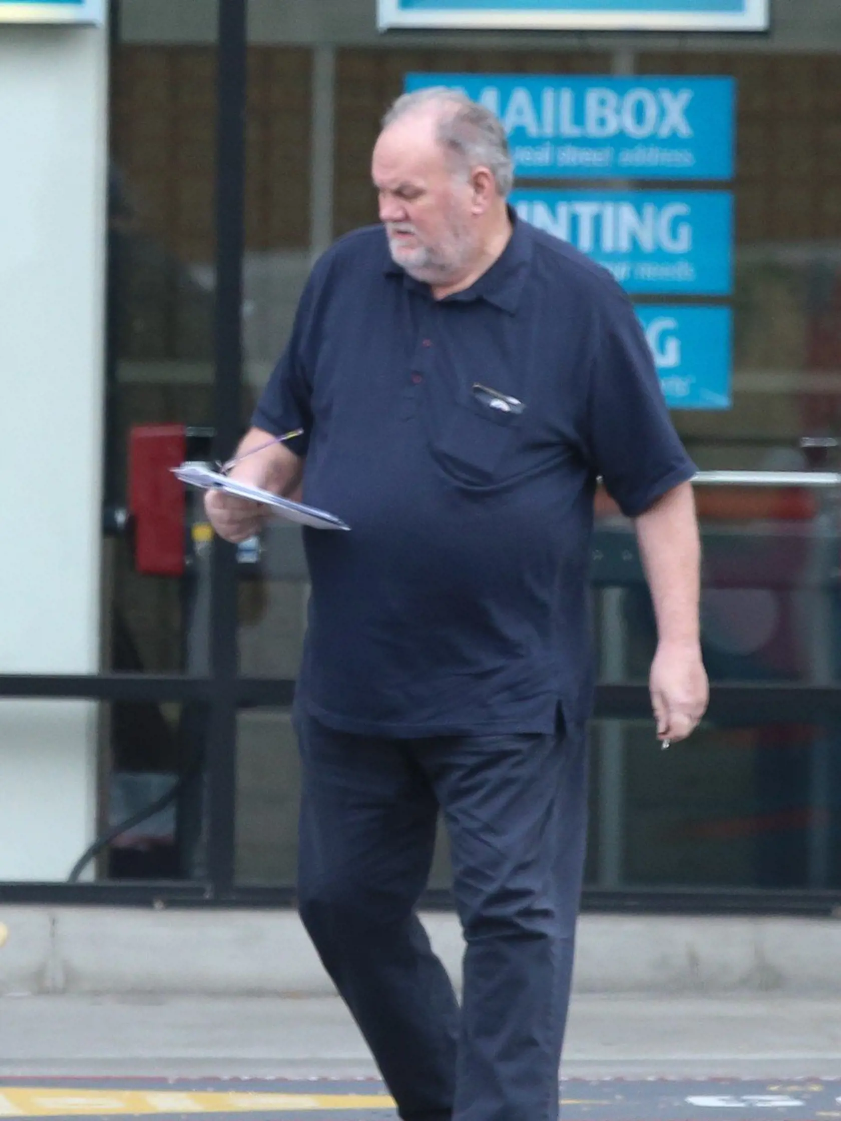 Thomas Markle narobil dcére nemálo problémov a zdá sa, že tak skoro neprestane.