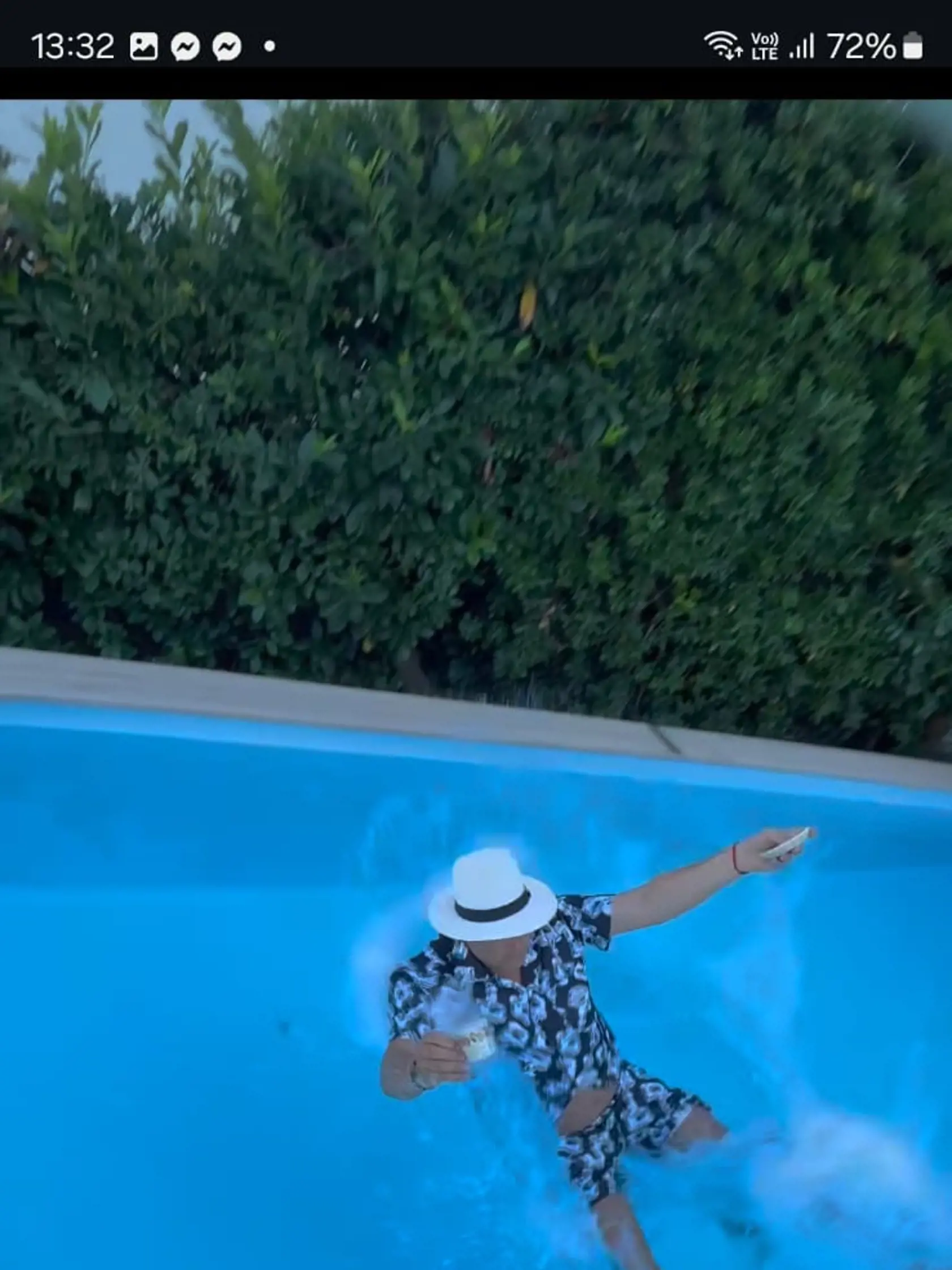 Zábery Borisa Kollára z vtipného videa.