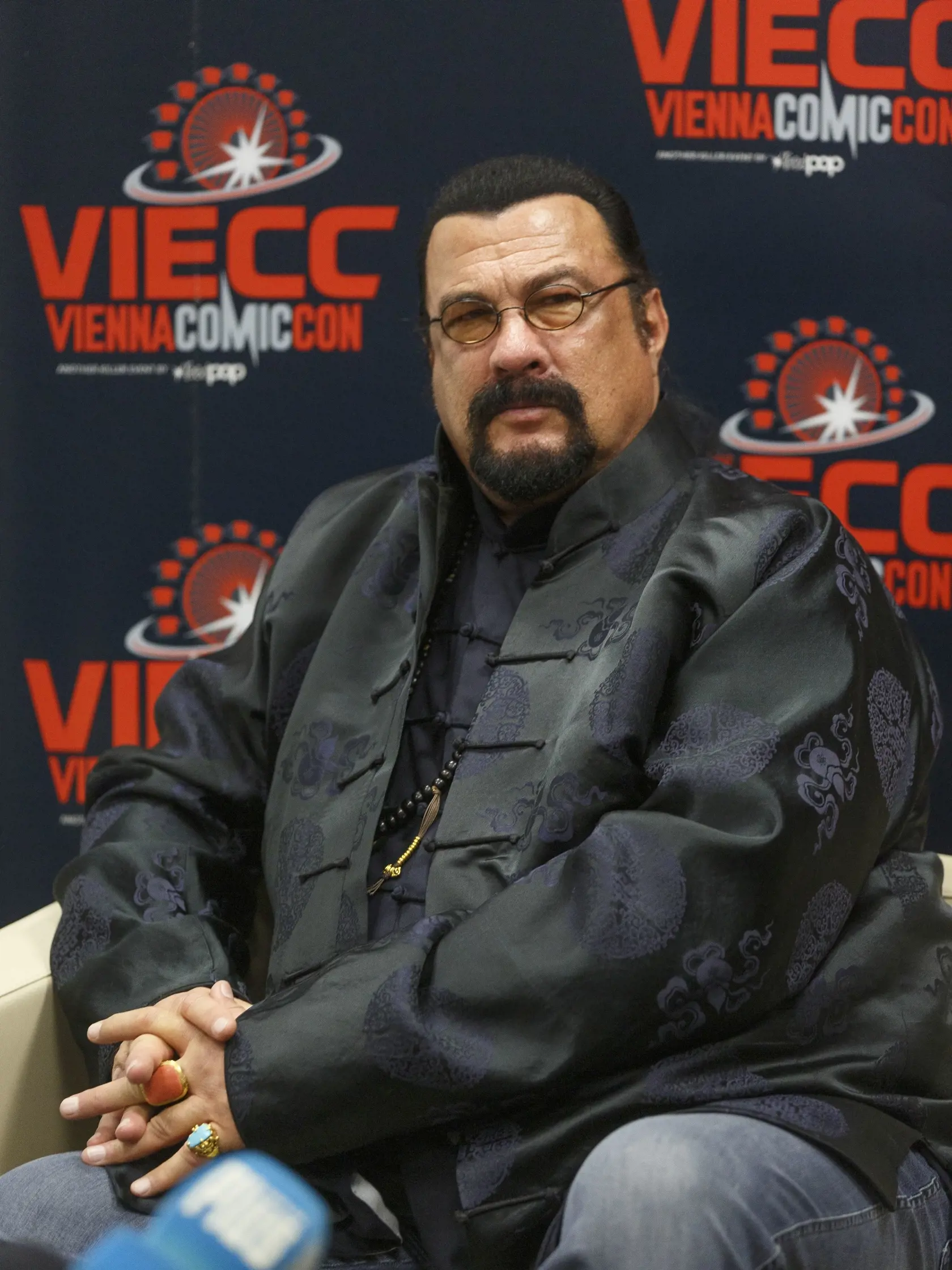 Steven Seagal bol hlavnou hviezdou popkultúrneho festivalu Comic Con vo Viedni.
