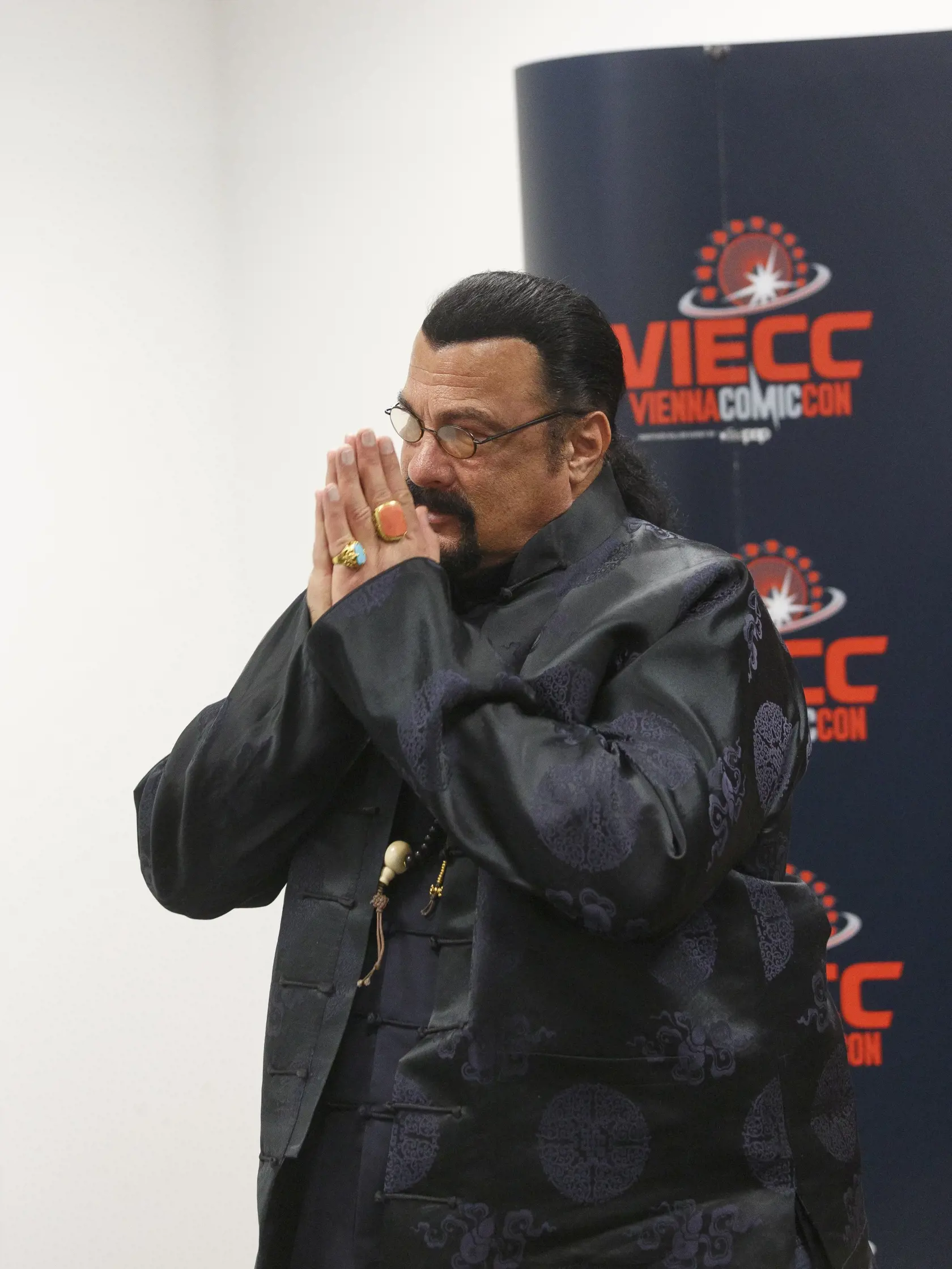 Steven Seagal bol hlavnou hviezdou popkultúrneho festivalu Comic Con vo Viedni.