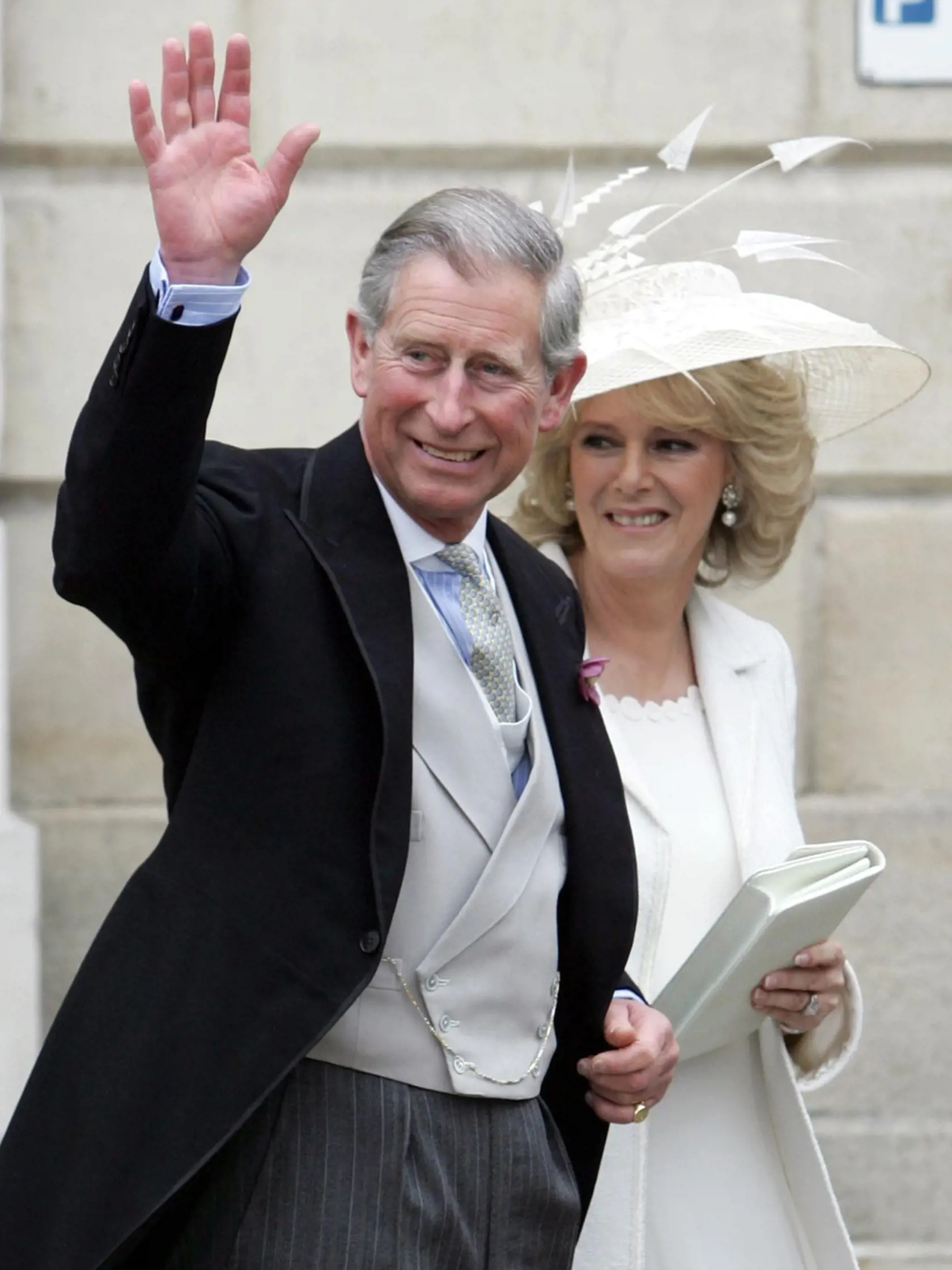 Princ Charles a jeho manželka Camilla boli v karanténe na zámku Balmoral v Škótsku.